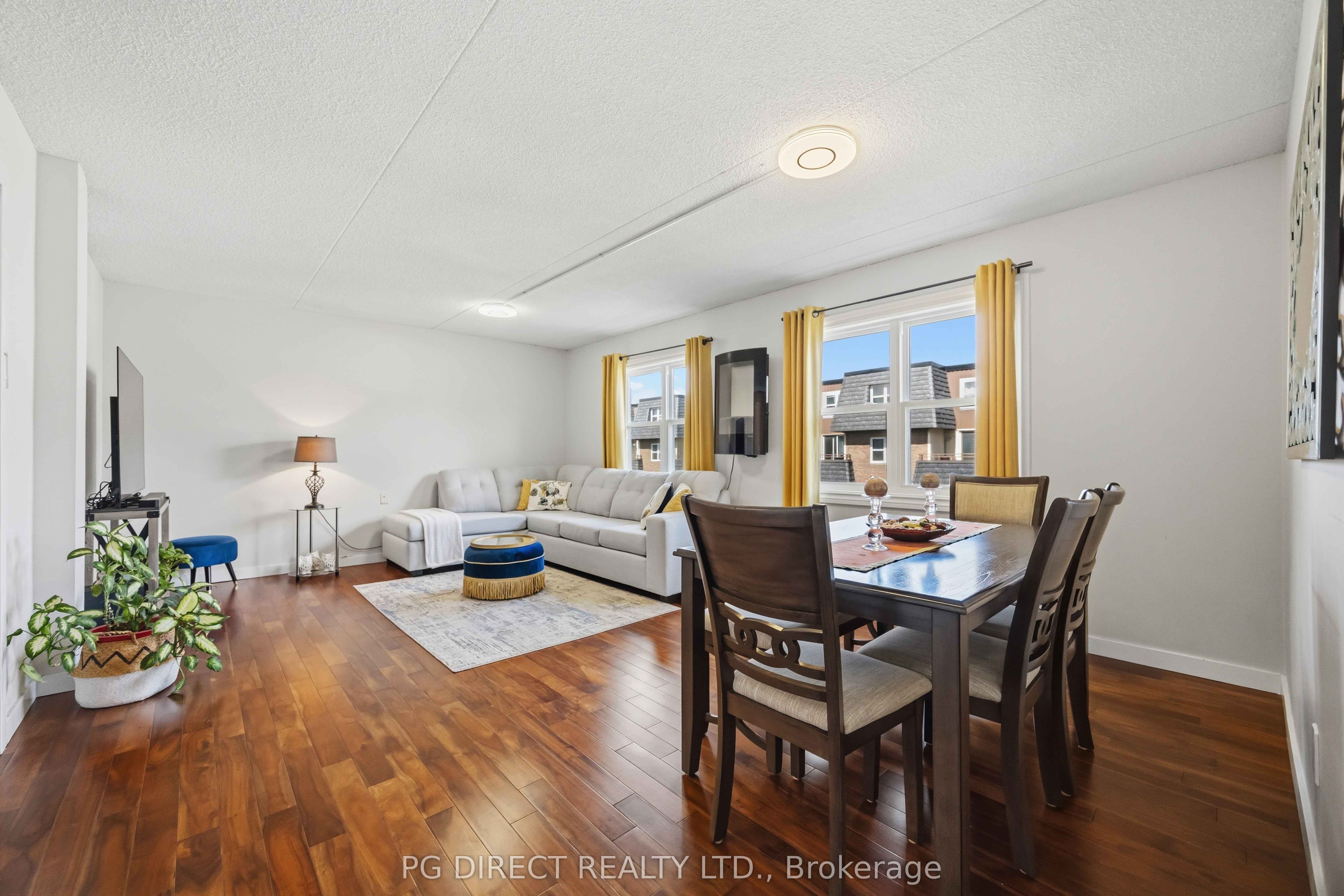 580 Mary Street E 214, Whitby, ON L1N 2R3 photo 4
