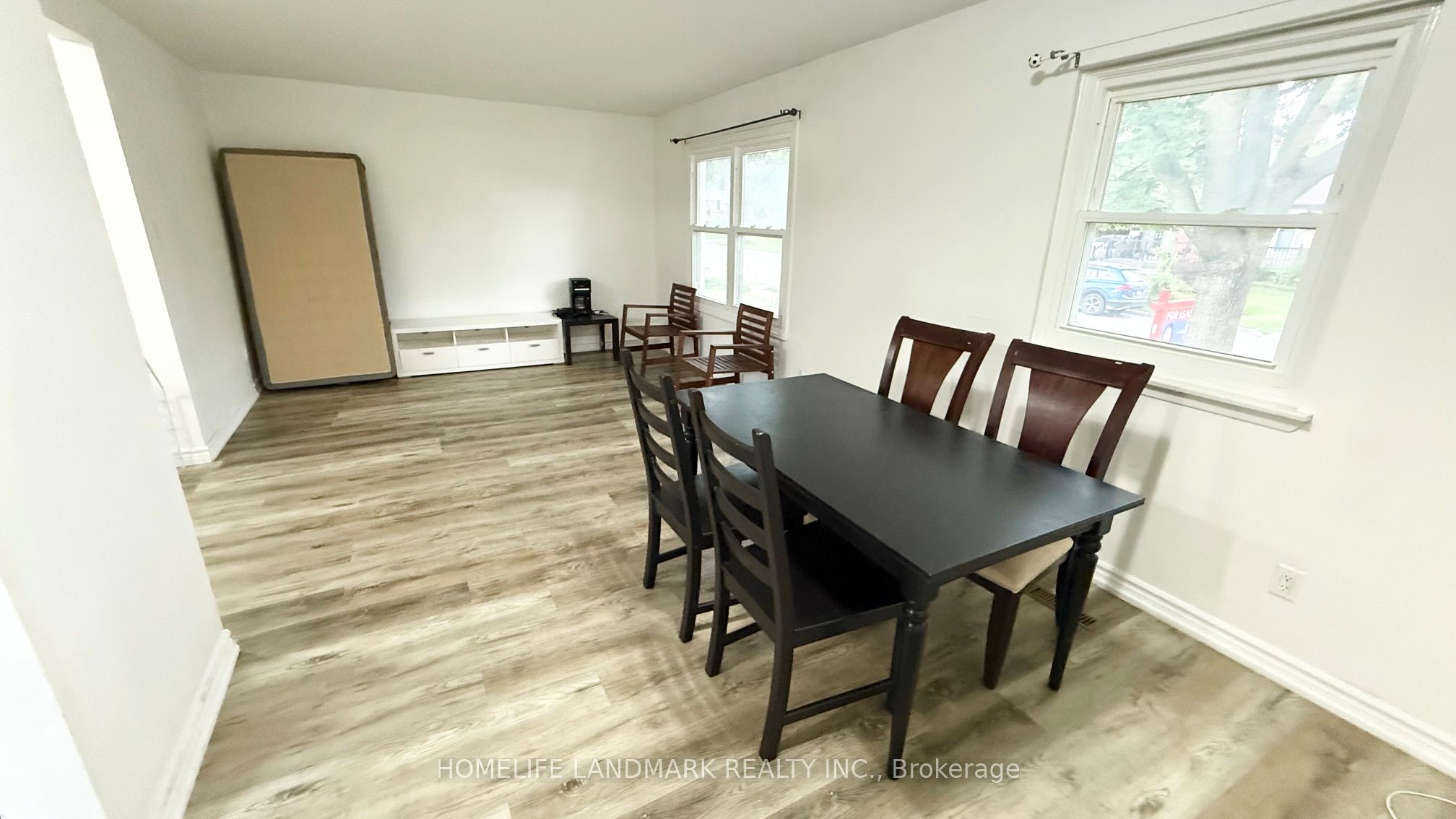 81 United Square Main Floor, Toronto, ON M1B 2B9 photo 4