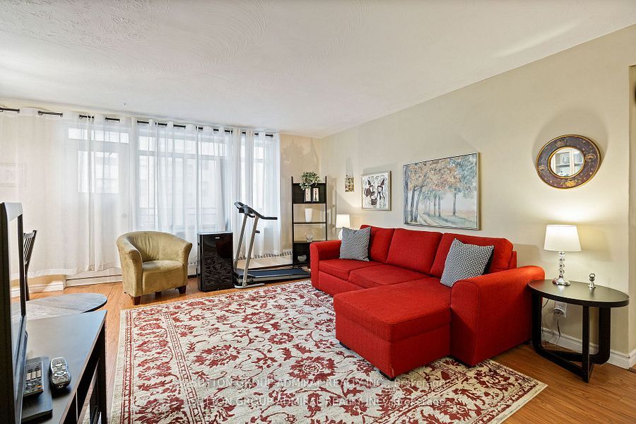 825 Kennedy Road N 406, Toronto, ON M1K 2E6 photo 5