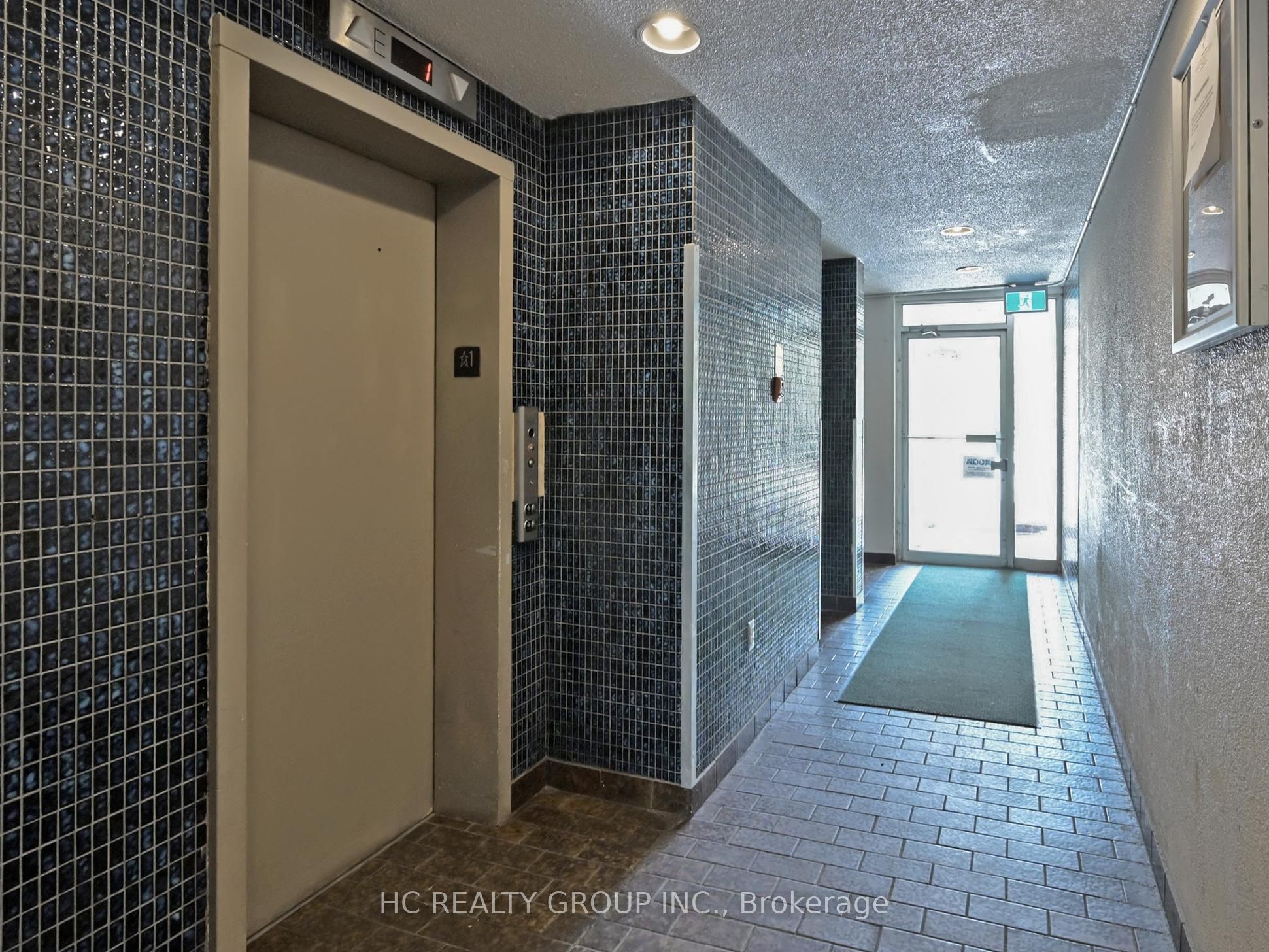100 Mornelle Court 2056, Toronto, ON M1E 4X2 photo 3