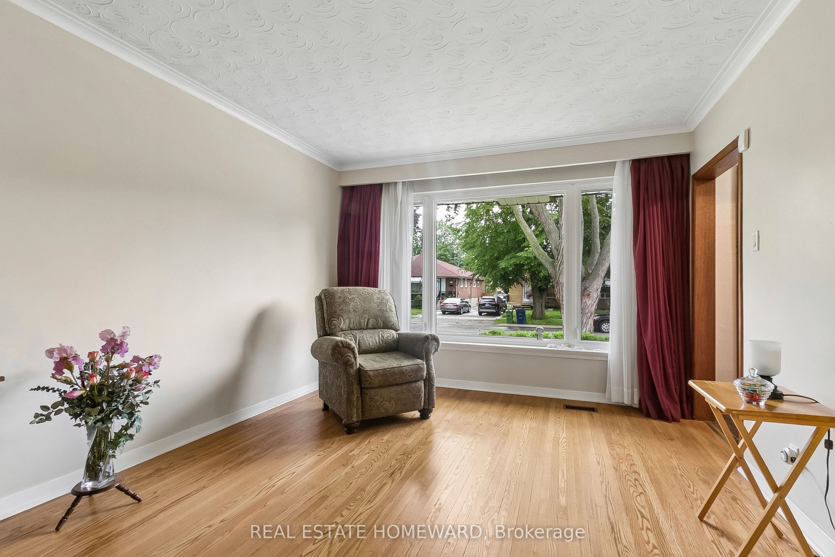 94 Rochman Boulevard, Toronto, ON M1H 1S2 photo 5