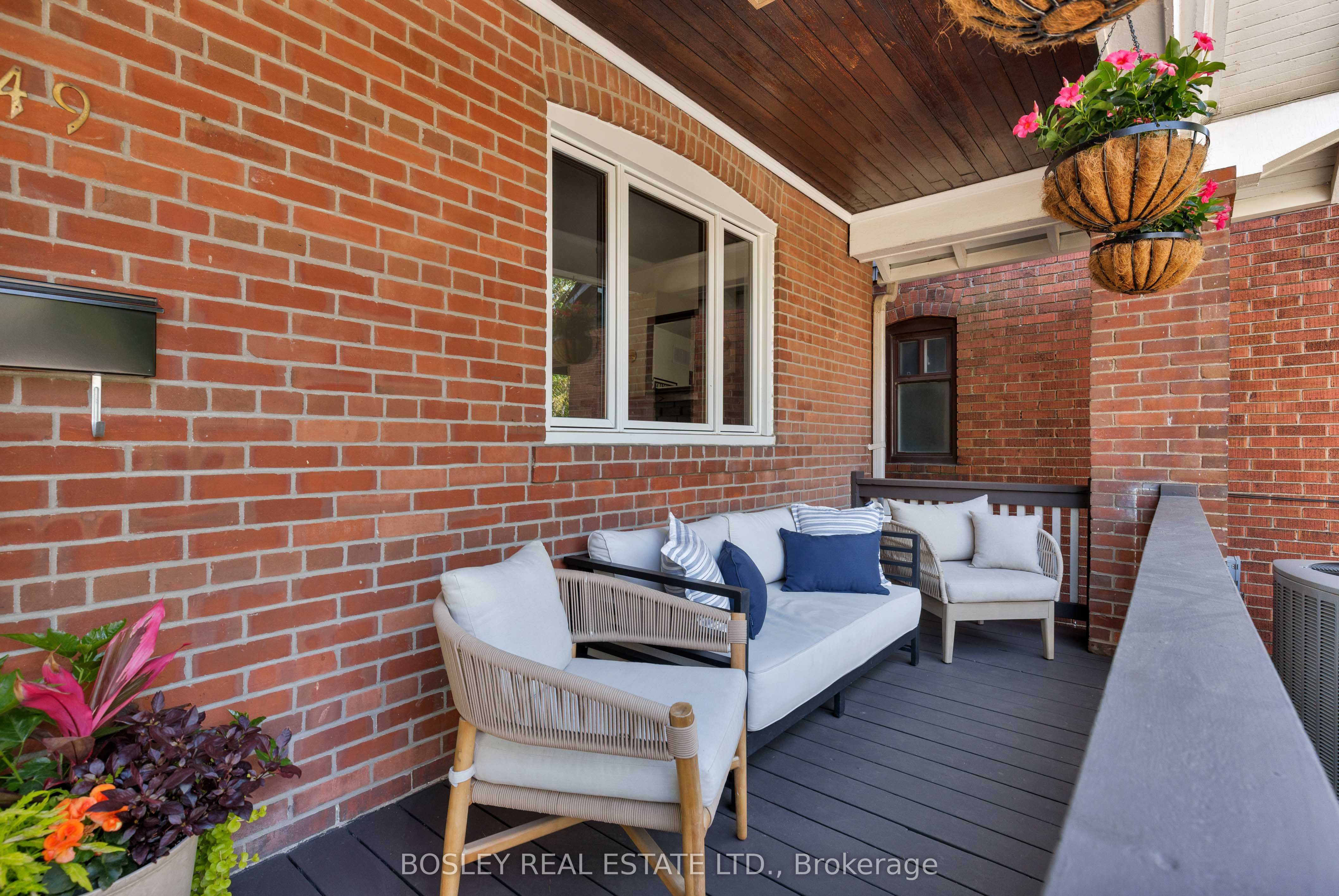 247 Gainsborough Road, Toronto, ON M4L 3C4 photo 4