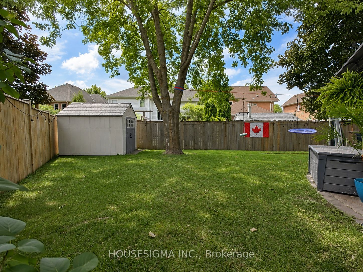 114 Zachary Place, Whitby, ON L1M 1E2 photo 2