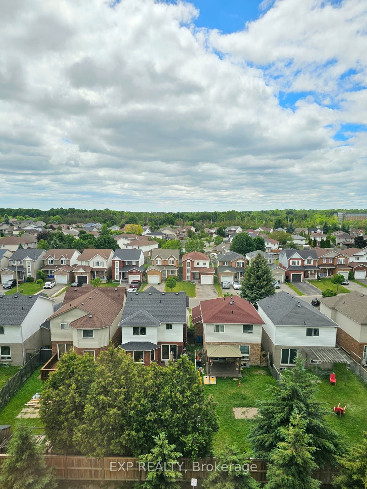 1900 Simcoe Street N 609, Oshawa, ON L1G 0C1 photo 3