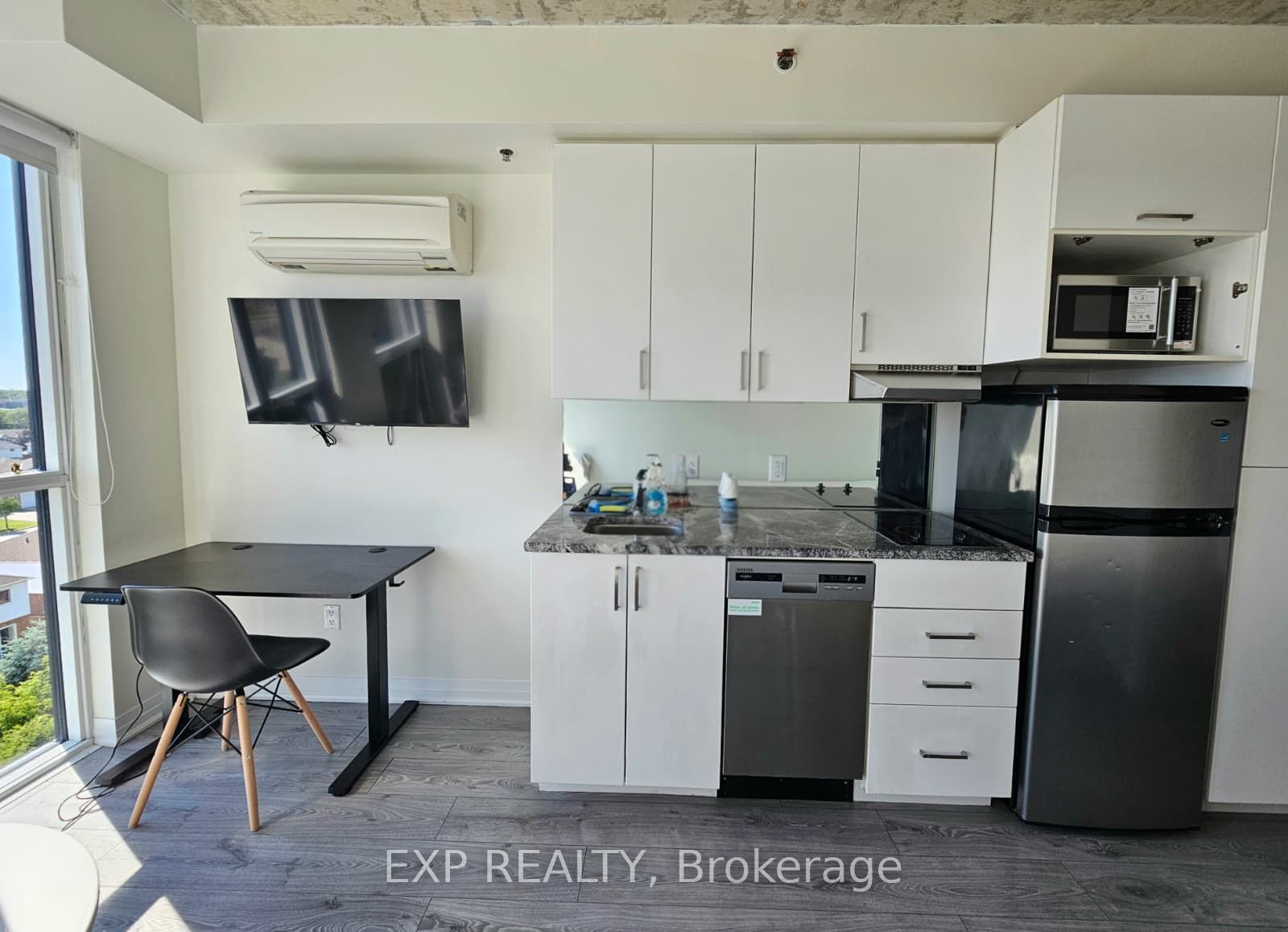 1900 Simcoe Street N 609, Oshawa, ON L1G 0C1 photo 4