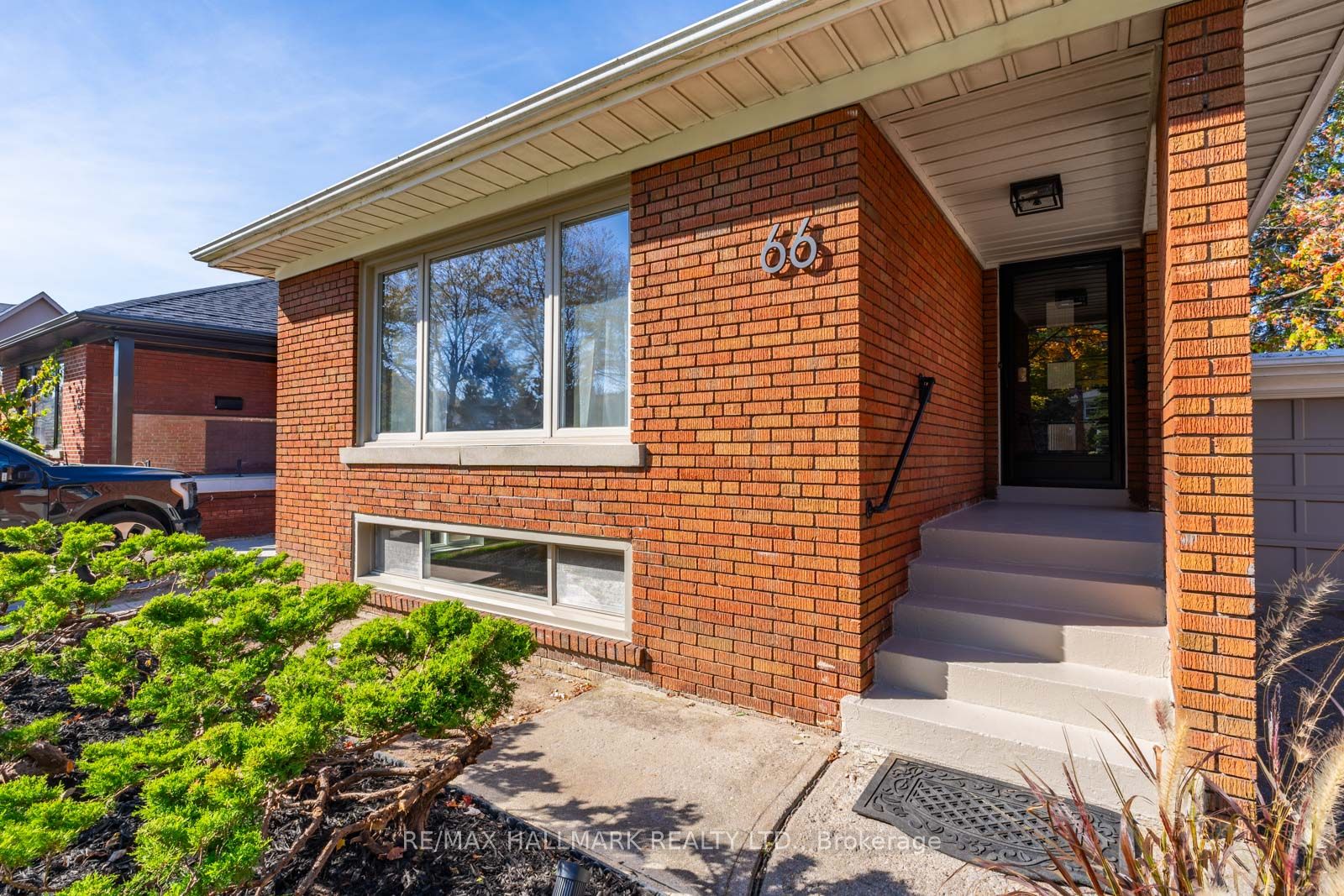 66 Ferncroft Drive, Toronto, ON M1N 2X4 photo 2