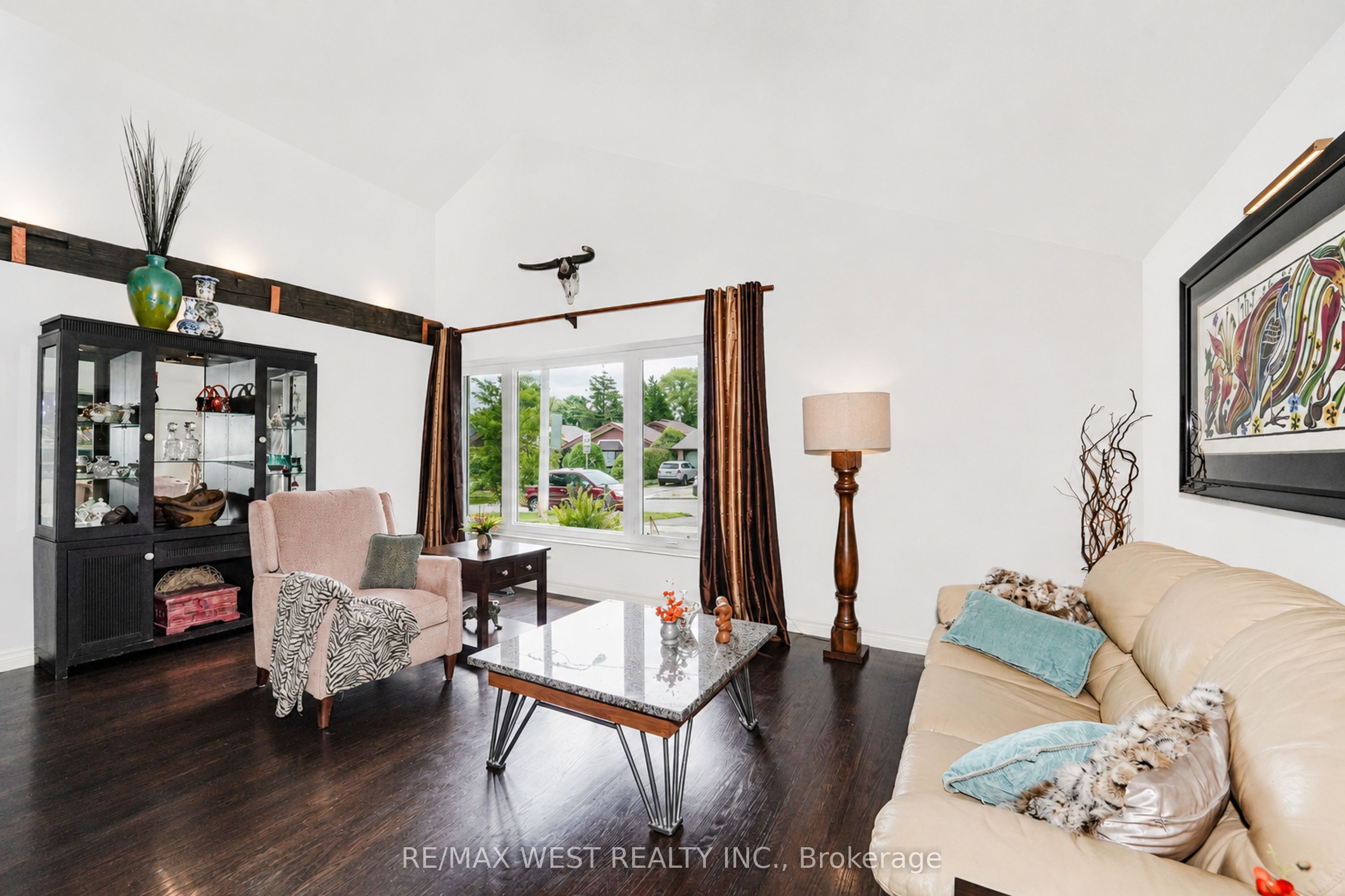 143 Botany Hill Road, Toronto, ON M1G 3K6 photo 2