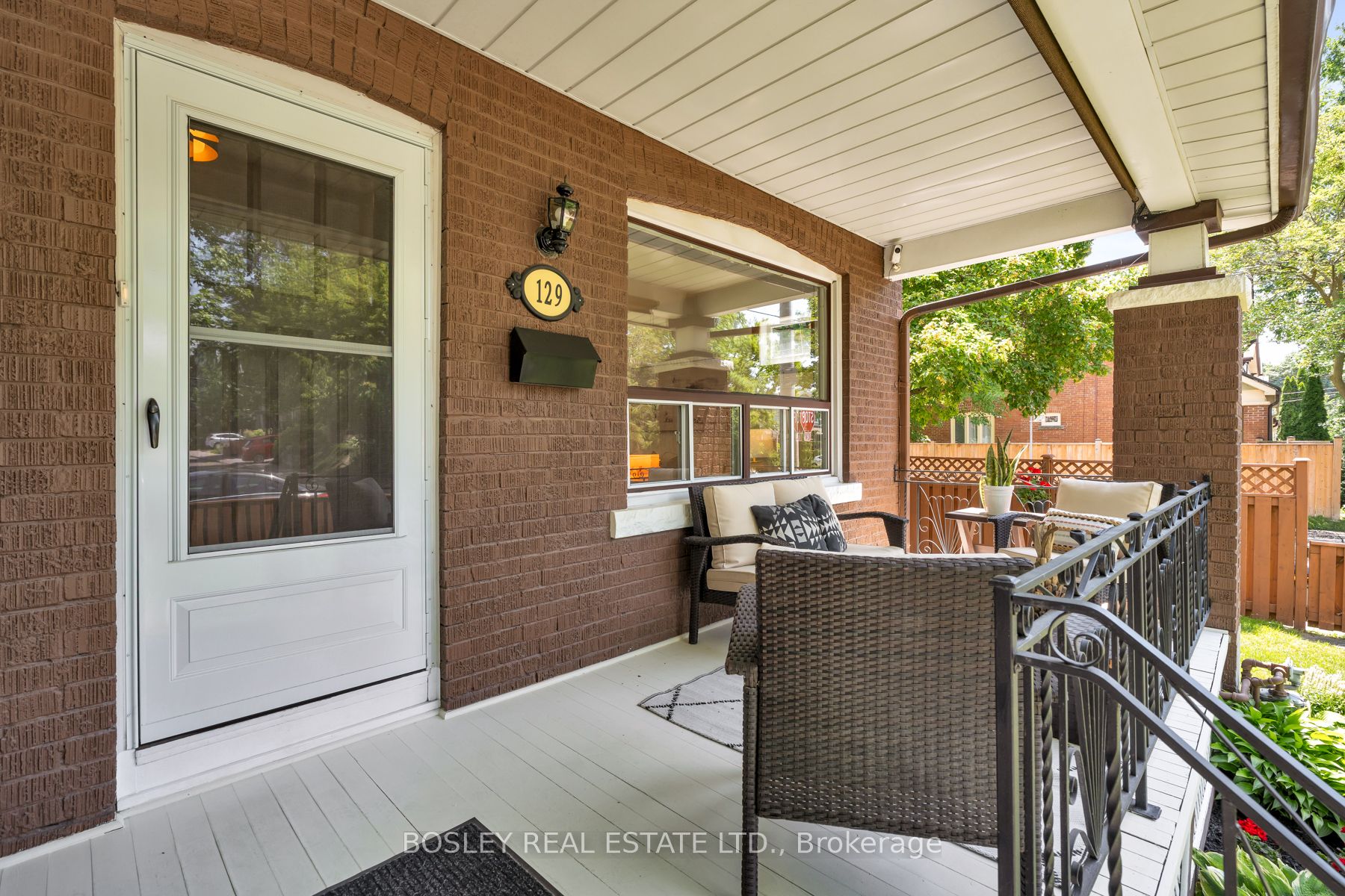 129 Linsmore Crescent, Toronto, ON M4J 4L1 photo 3