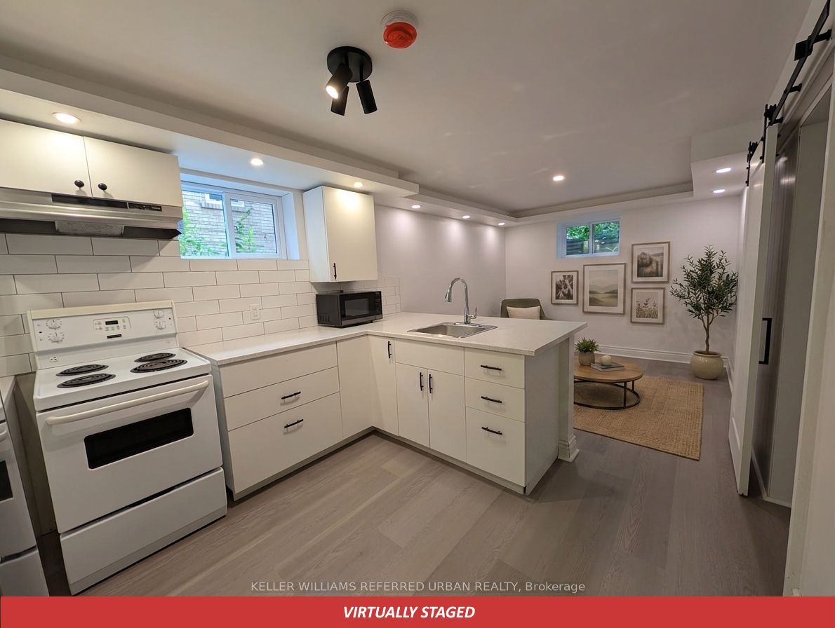 2979 Lawrence Avenue E Basement, Toronto, ON M1P 2V6 photo 2
