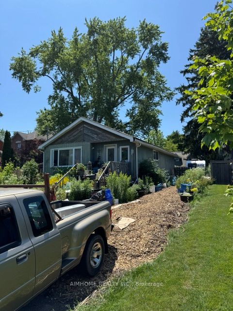 532 Marksbury Road, Pickering, ON L1W 2S6 photo 2