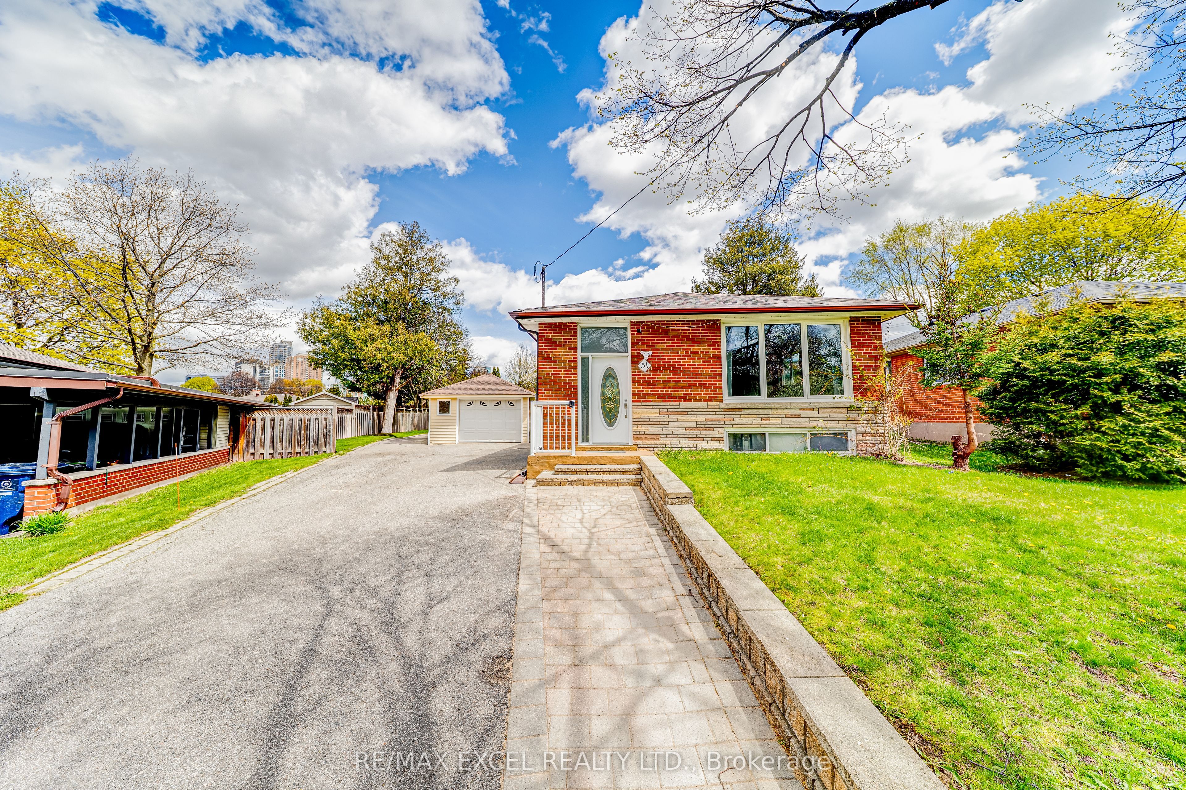 51 Tordale Crescent, Toronto, ON M1P 3X6 photo 5