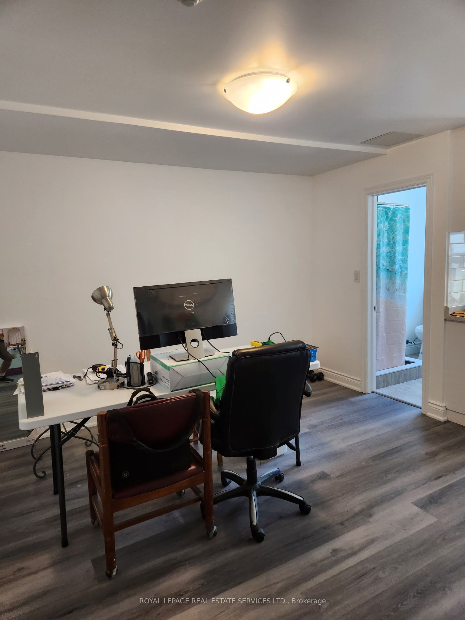 2820 Danforth Avenue 210, Toronto, ON M4C 1M1 photo 5