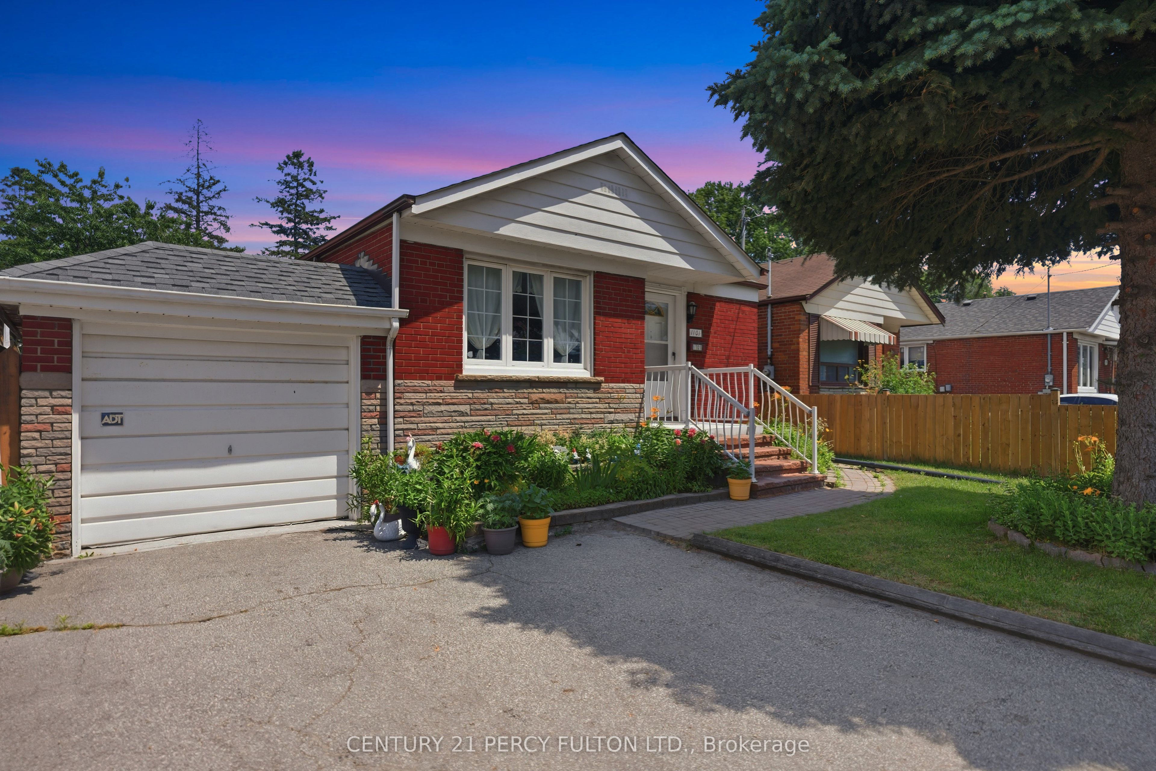 1101 Warden Avenue, Toronto, ON M1R 2P5 photo 3