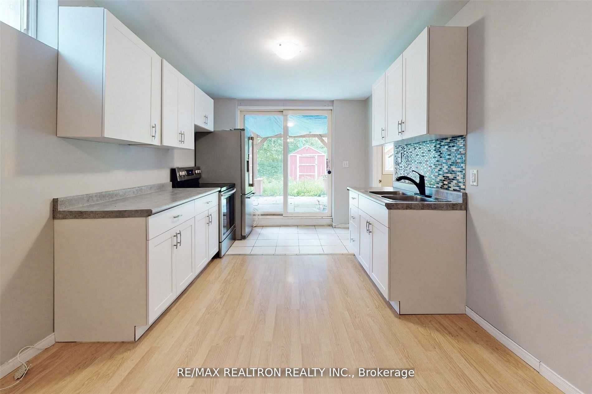 1250 Dartmoor Street #Lower, Oshawa, ON L1K 2K2 photo 4