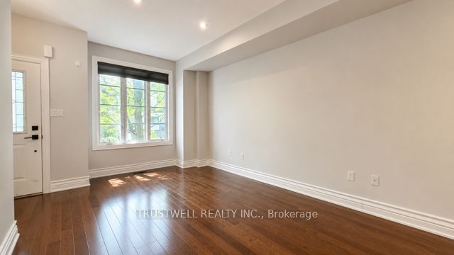 5B McGee Street, Toronto, ON M4M 2L1 photo 2