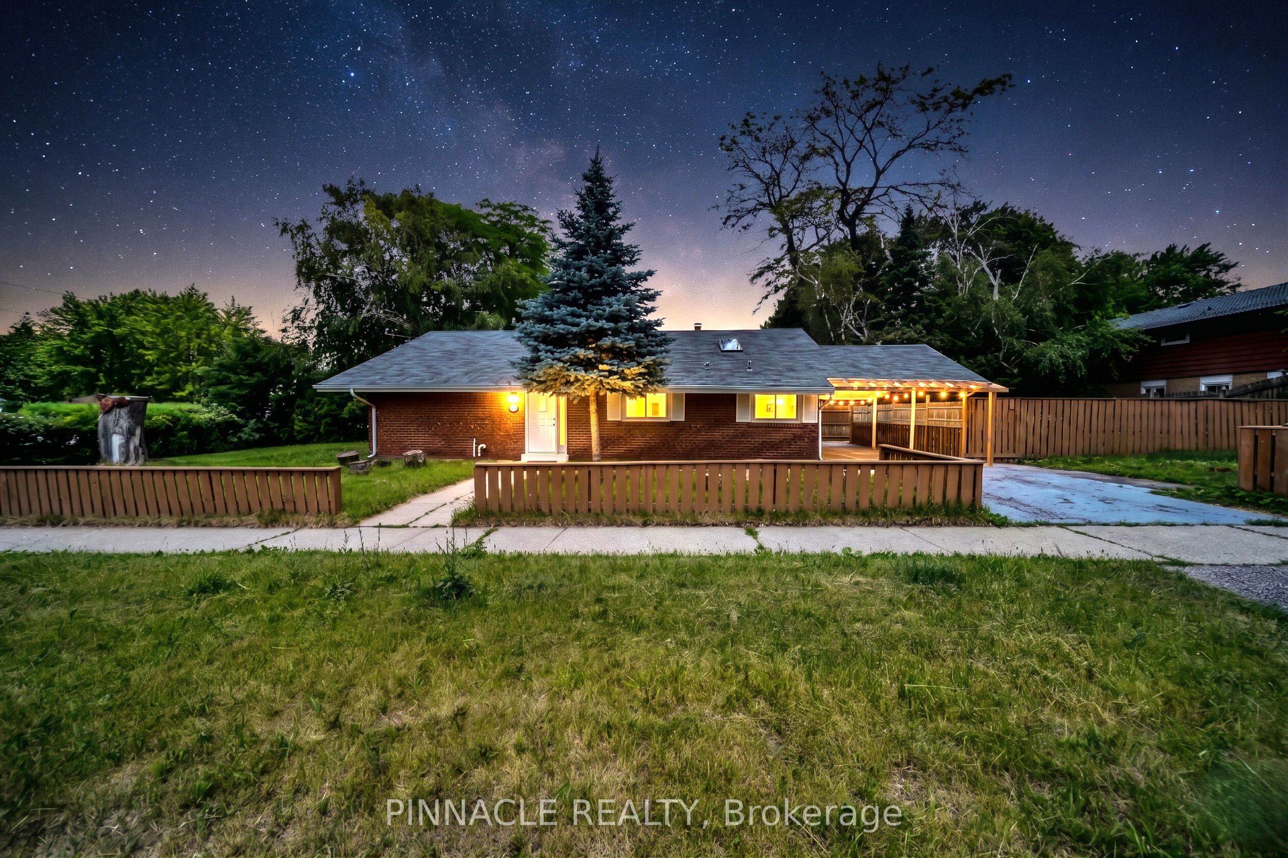 2 Ladysbridge Drive, Toronto, ON M1G 3H6 photo 3