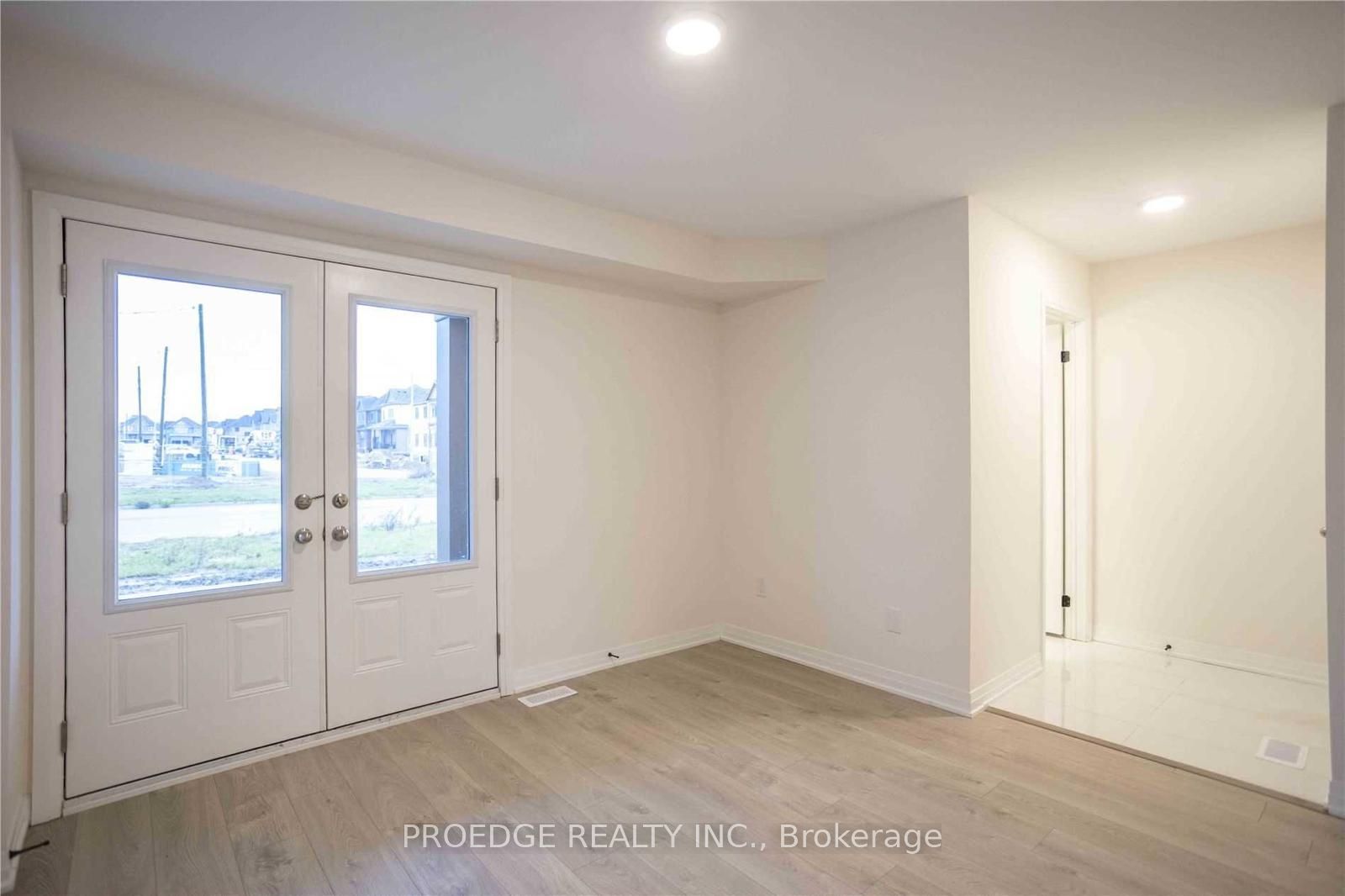 82 Ambereen Place, Clarington, ON L1C 7H5 photo 3