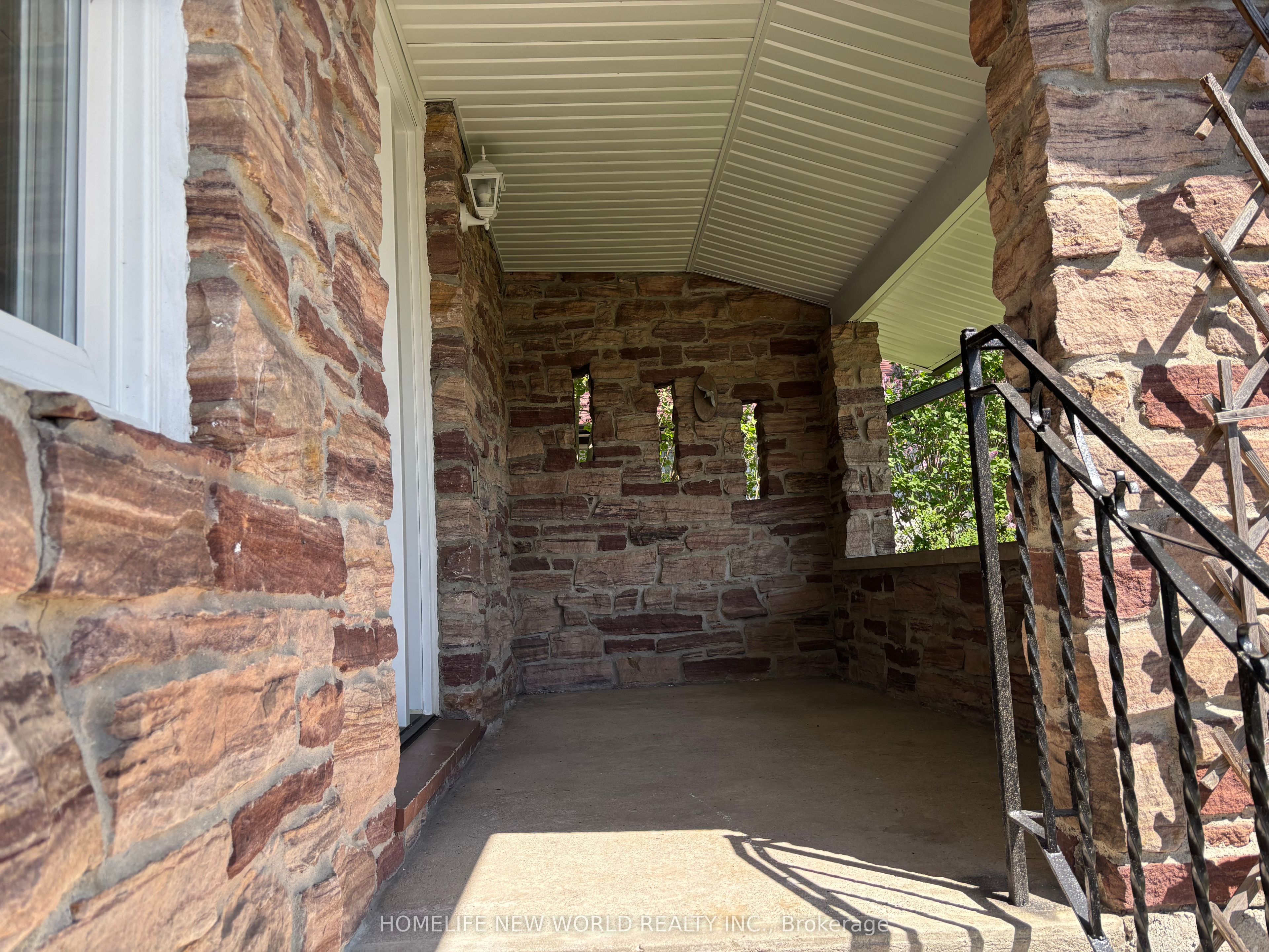 162 Morningside Avenue, Toronto, ON M1E 3C9 photo 2