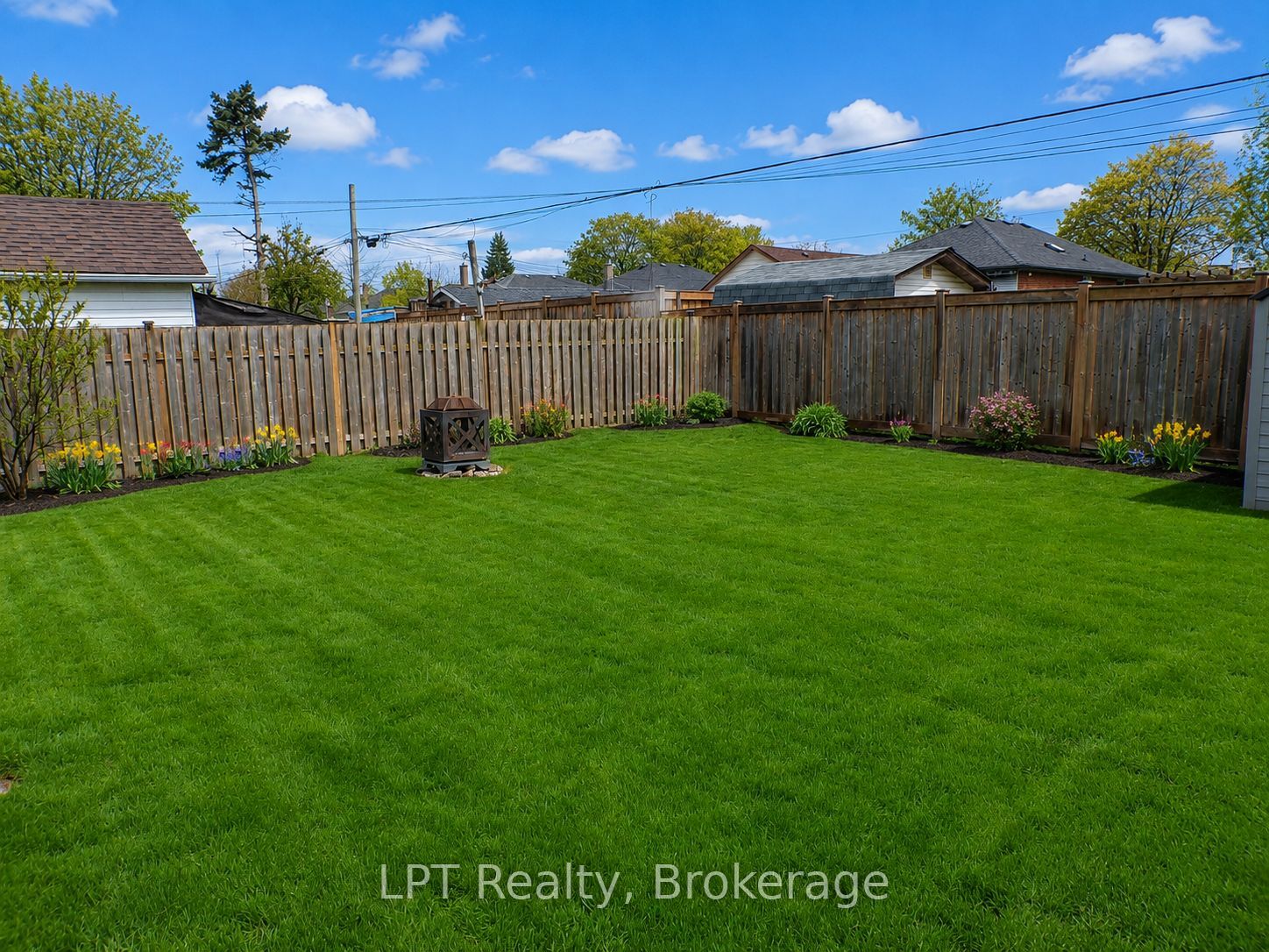 256 Farewell Street, Oshawa, ON L1H 6L9 photo 2