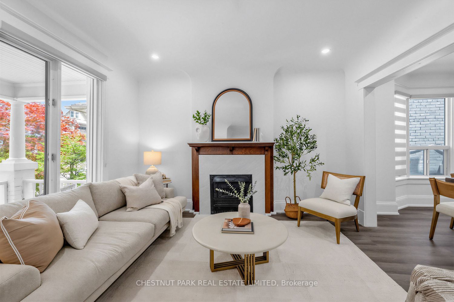 89 Dearbourne Avenue, Toronto, ON M4K 1M6 photo 4
