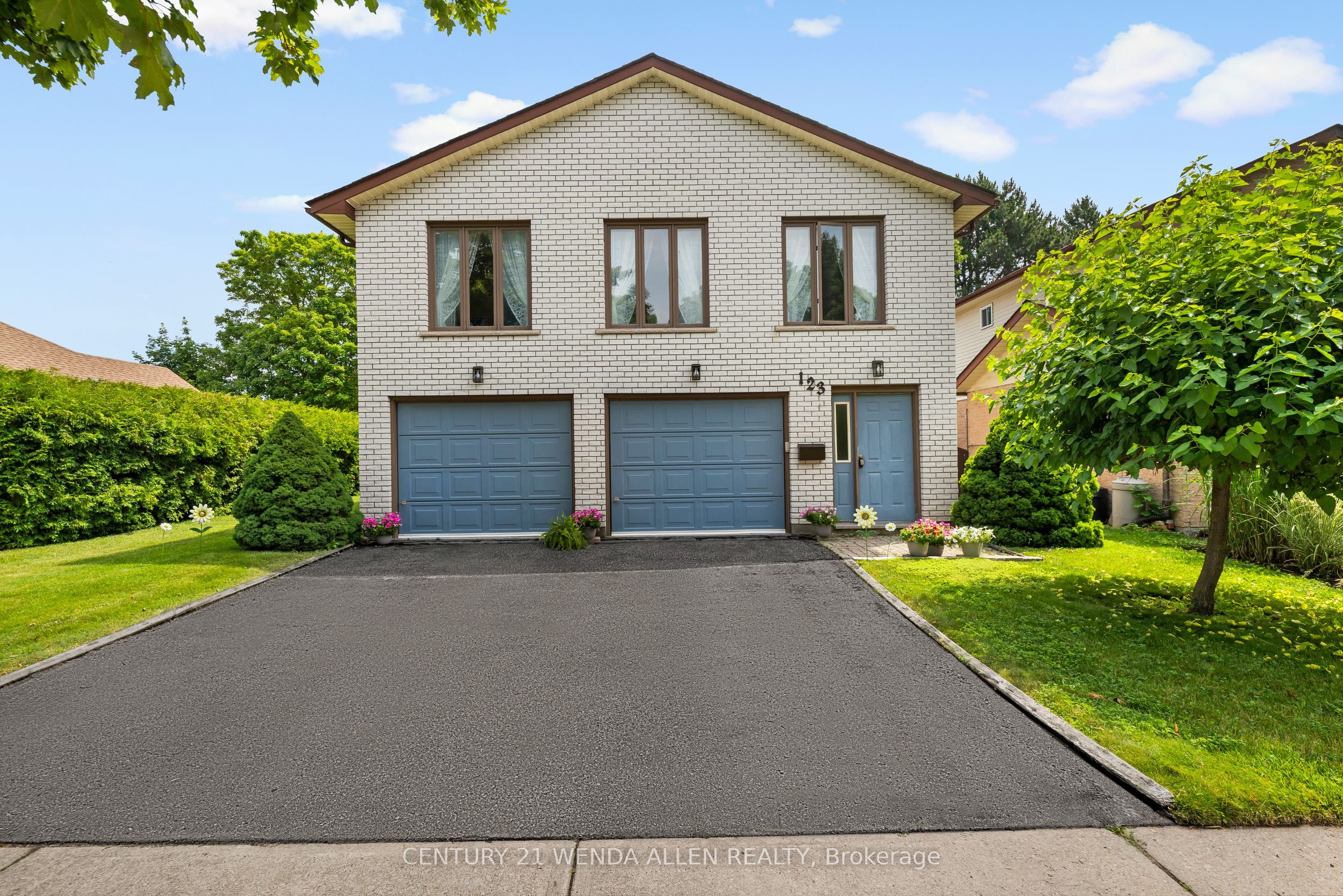 123 Ardwick Street, Whitby, ON L1N 8A2 photo 3