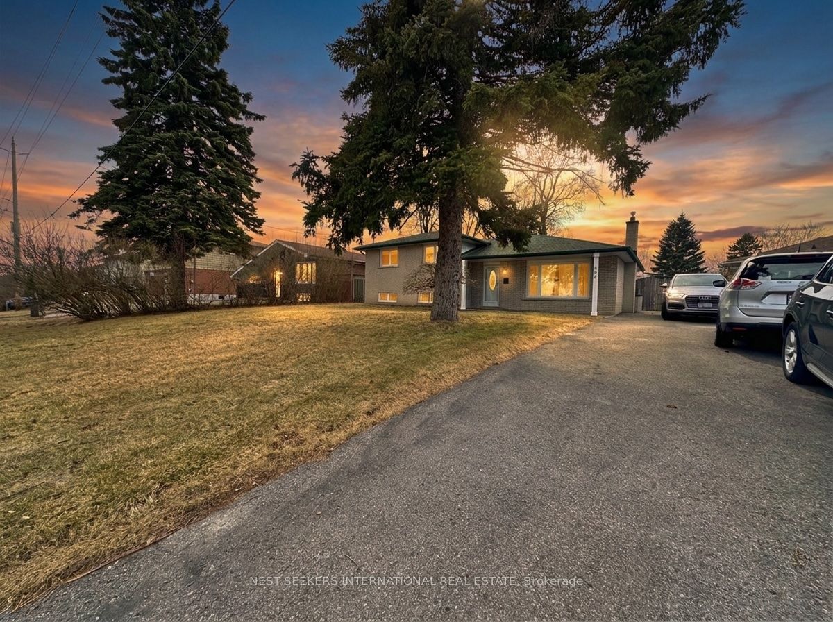 494 Oshawa Boulevard N, Oshawa, ON L1G 5T5