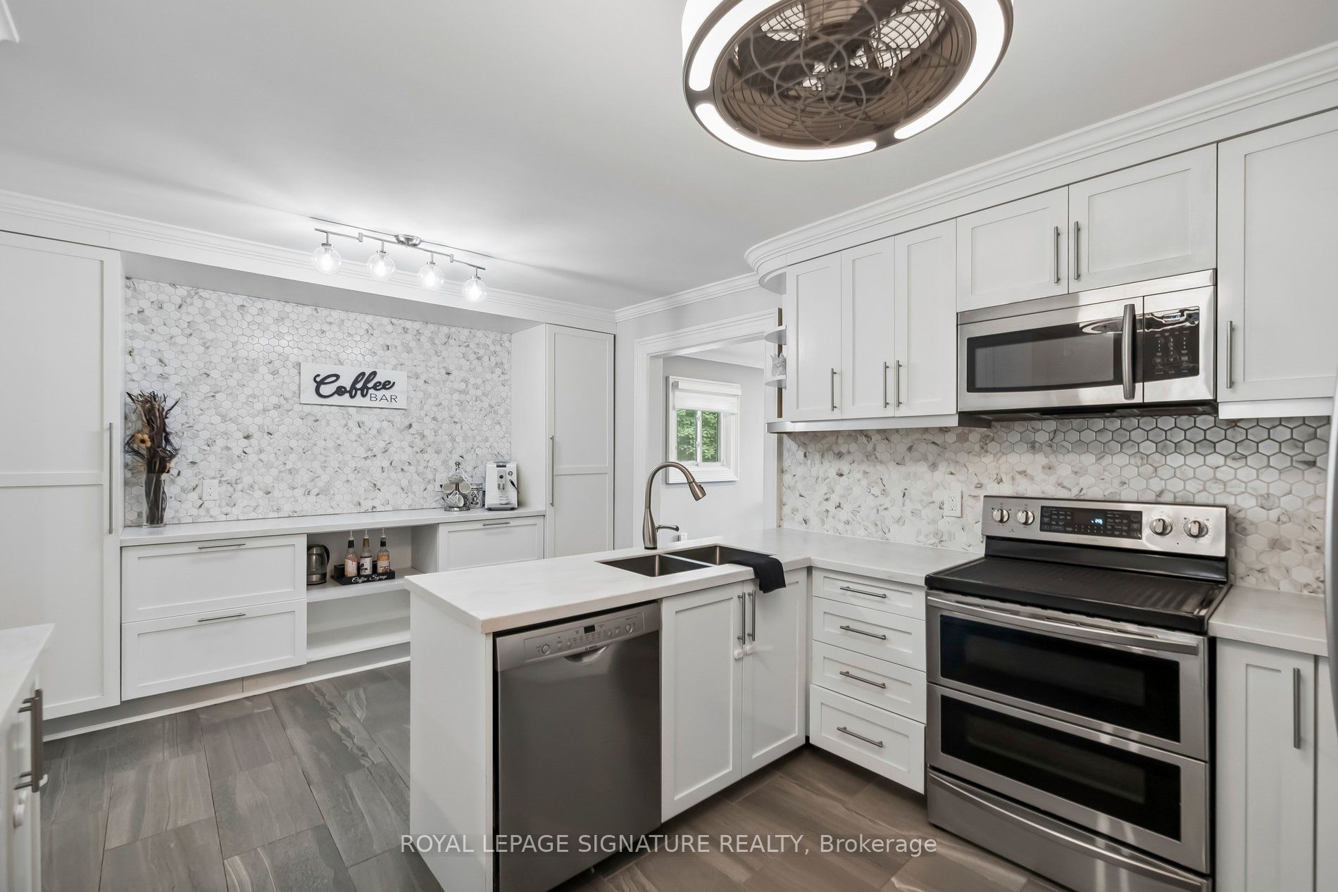 23 Arlington Avenue, Oshawa, ON L1G 2N3 photo 5