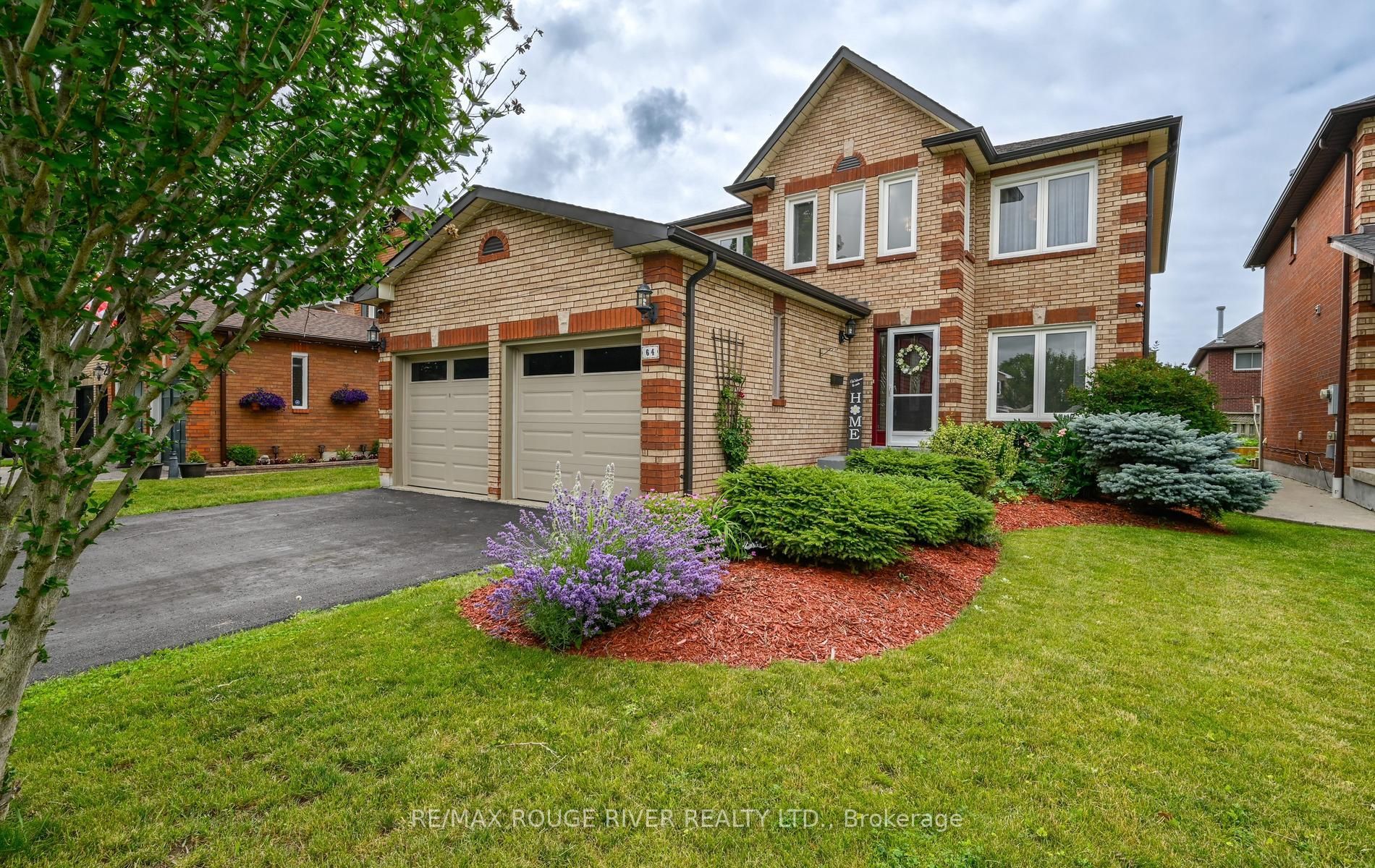 64 Keeble Crescent, Ajax, ON L1T 3R5 photo 4