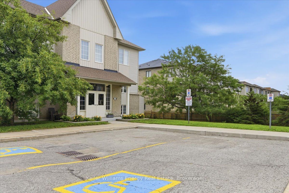 56 Petra Way 1, Whitby, ON L1R 0A4 photo 3