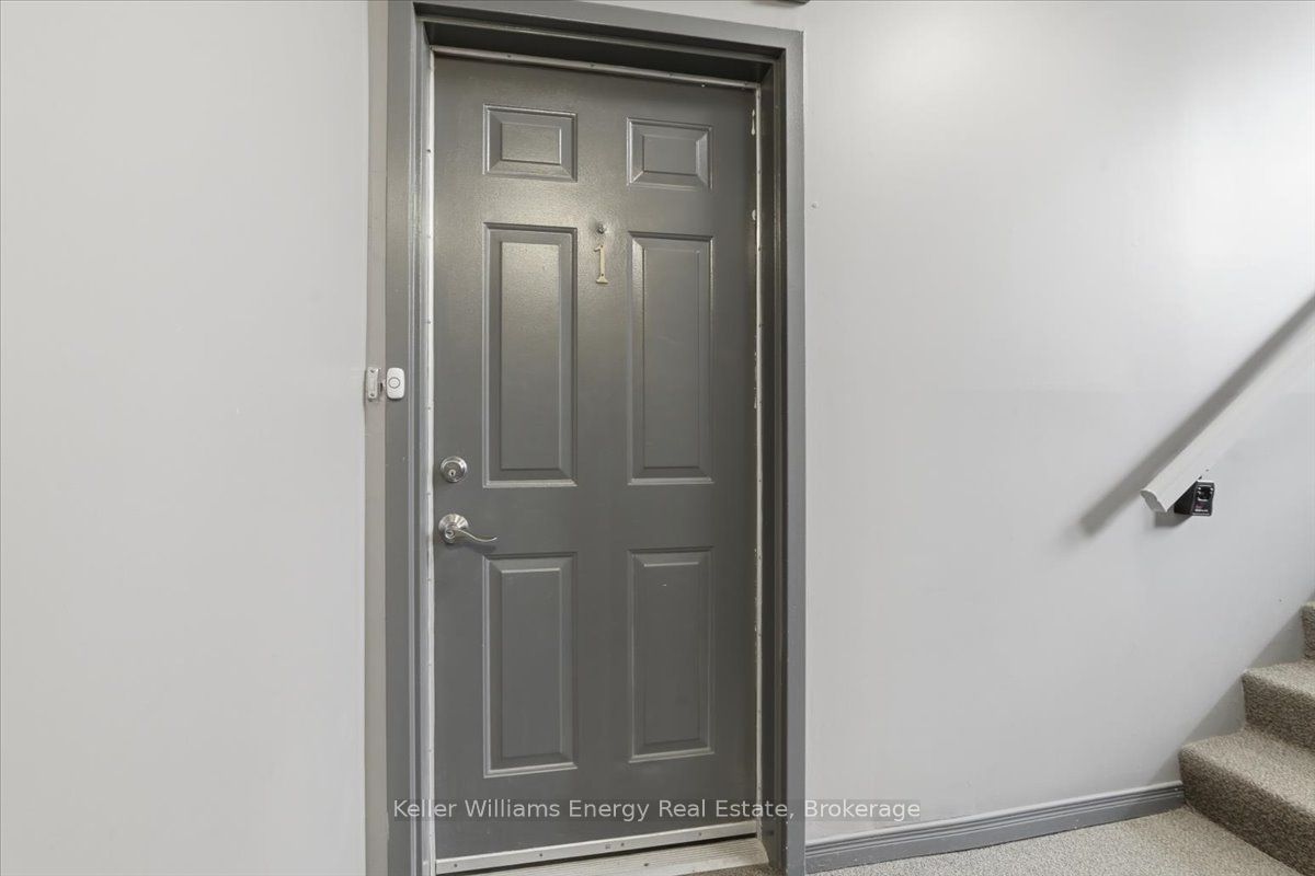 56 Petra Way 1, Whitby, ON L1R 0A4 photo 4