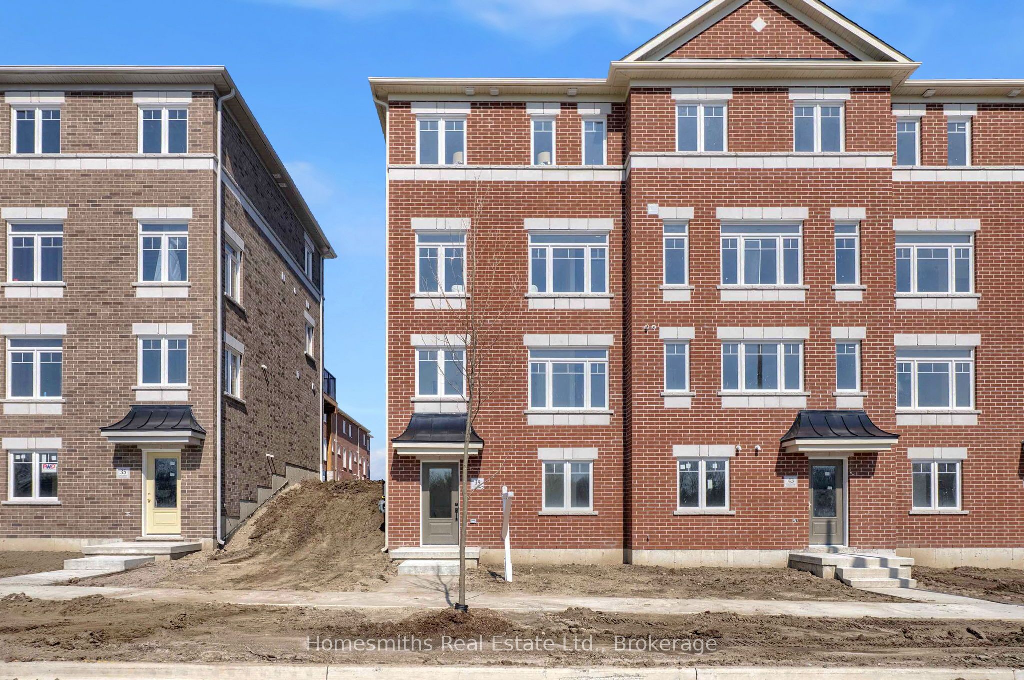 39 Addyman Crescent, Clarington, ON L1B 0X1 photo 2