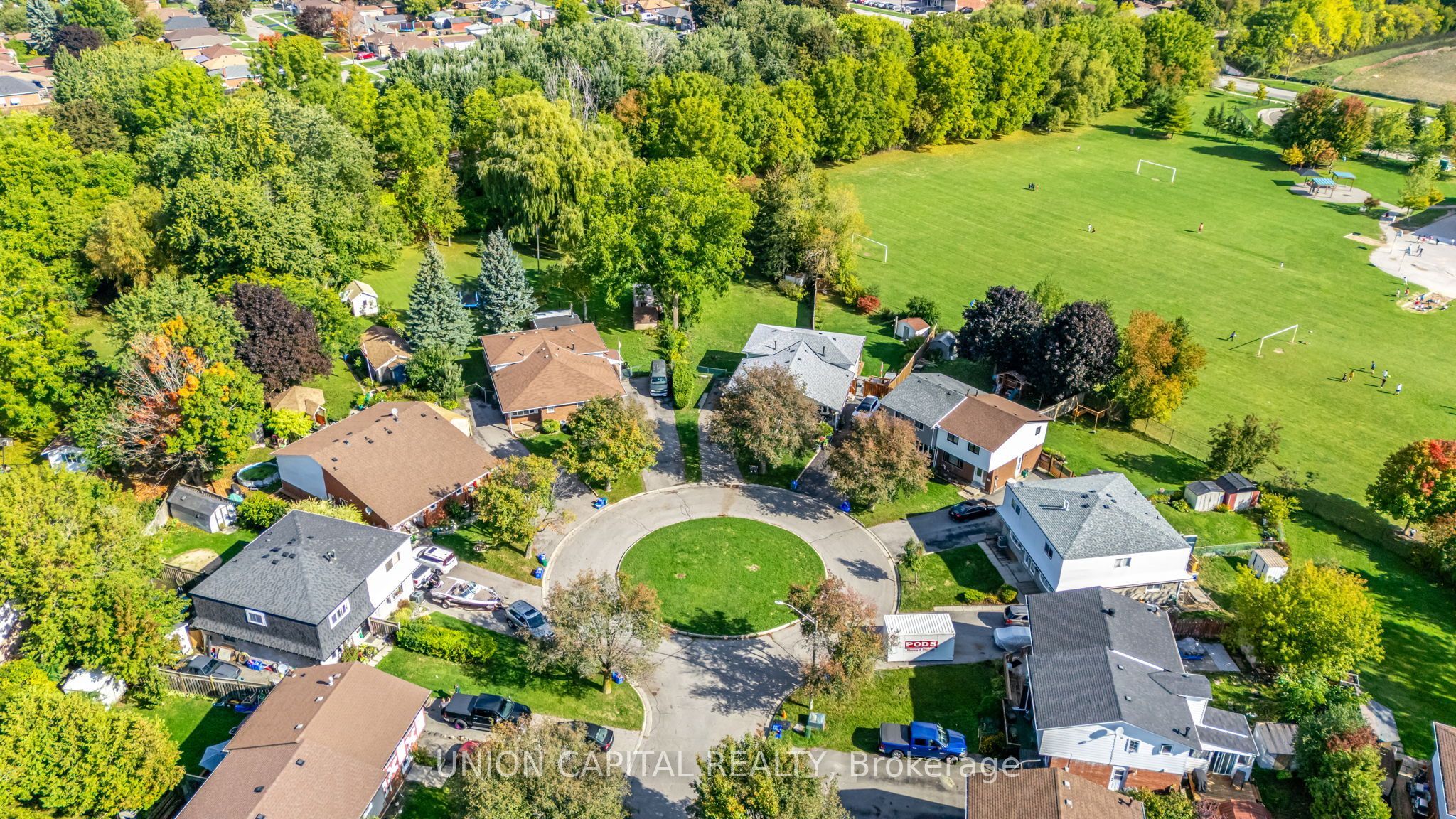 443 Brest Court, Oshawa, ON L1H 5X7