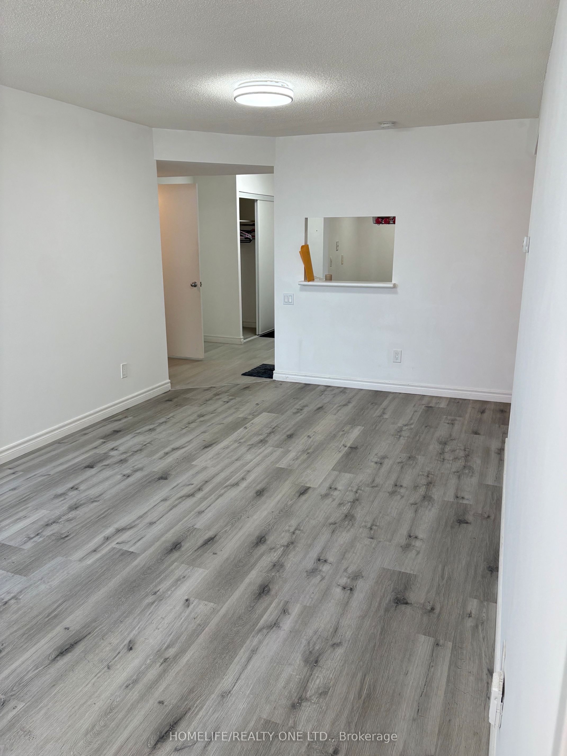 2466 Eglinton Avenue E 202, Toronto, ON M1K 5J8 photo 3