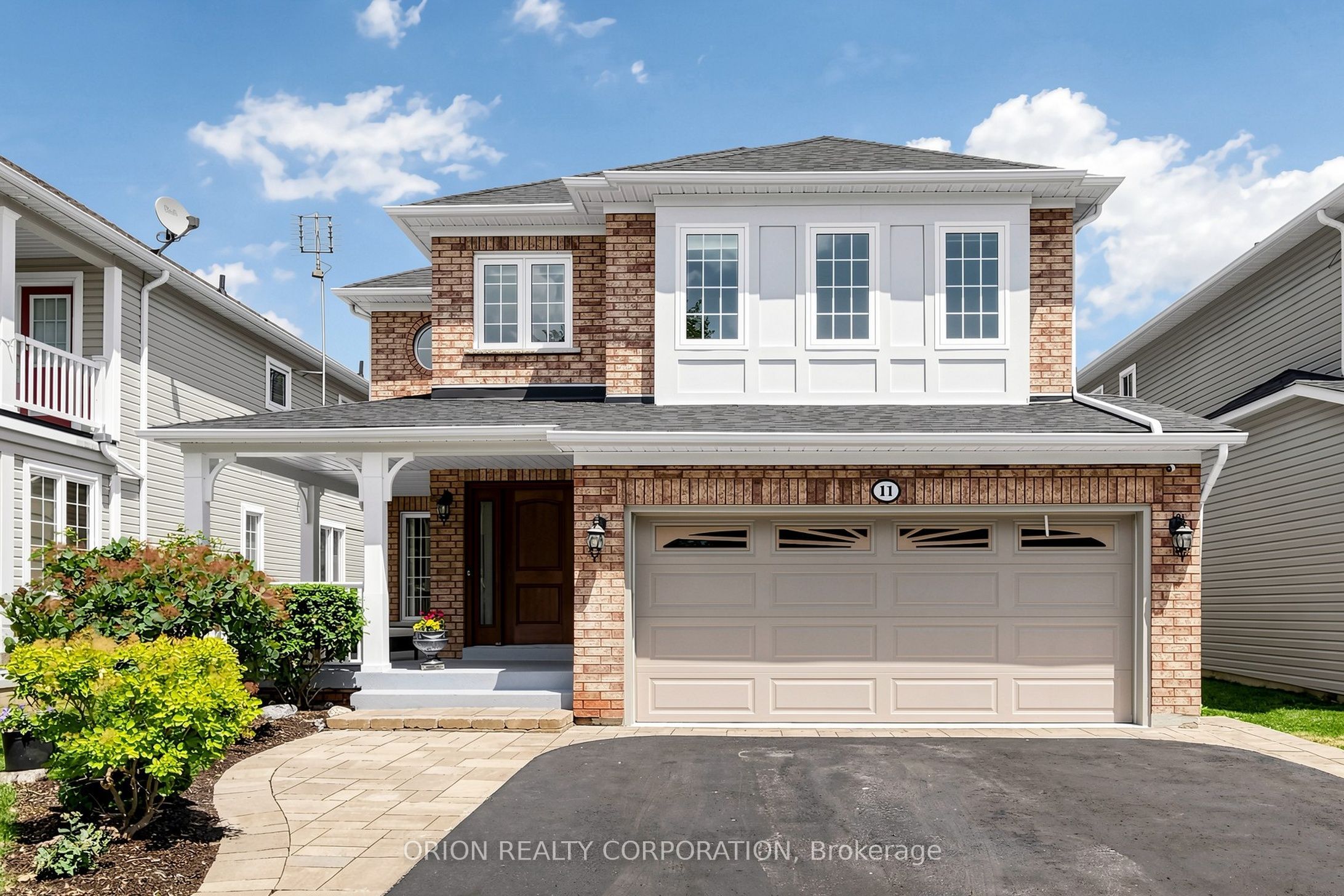 11 Davey Street, Ajax, ON L1Z 1K8 photo 2