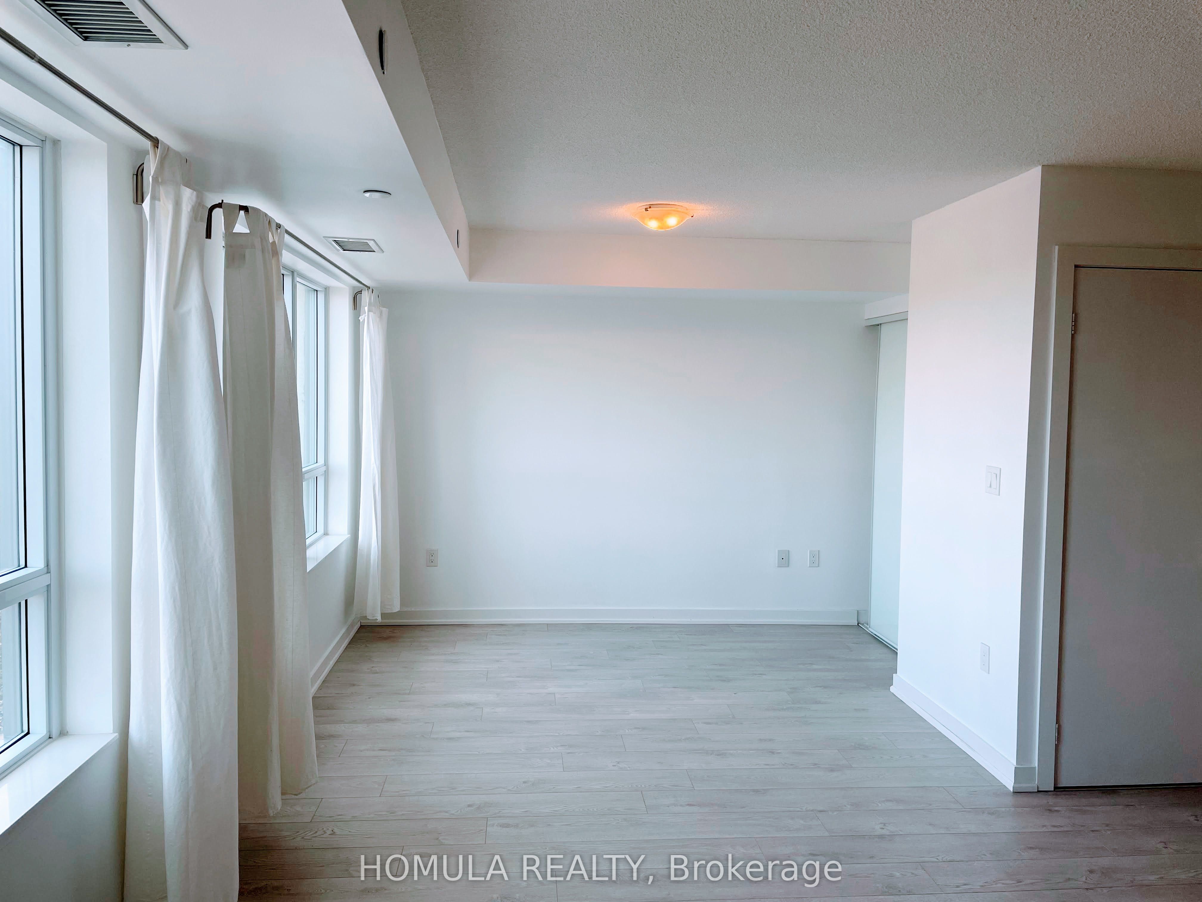 1346 Danforth Road 1113, Toronto, ON M1J 0A9 photo 2