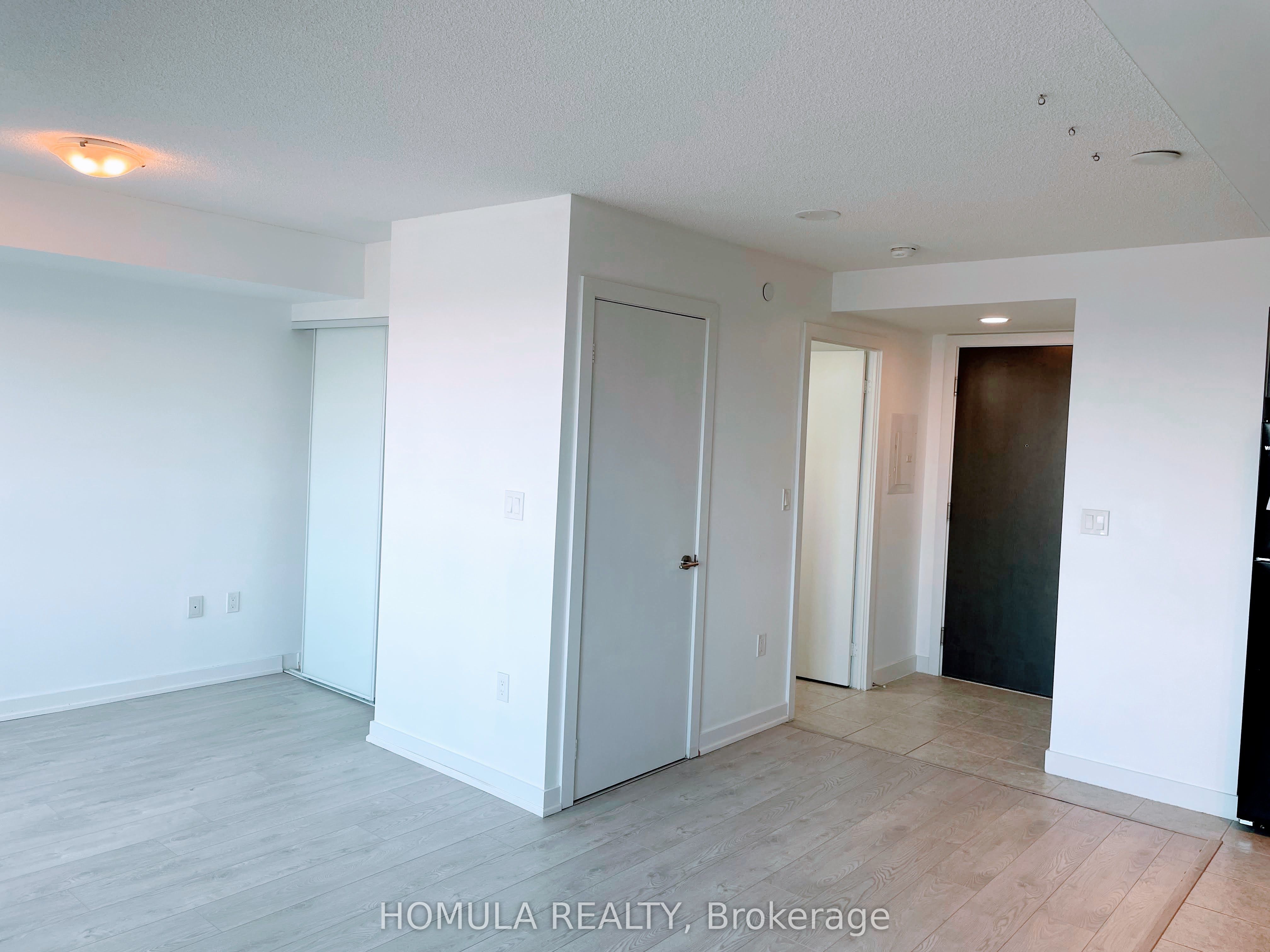 1346 Danforth Road 1113, Toronto, ON M1J 0A9 photo 3