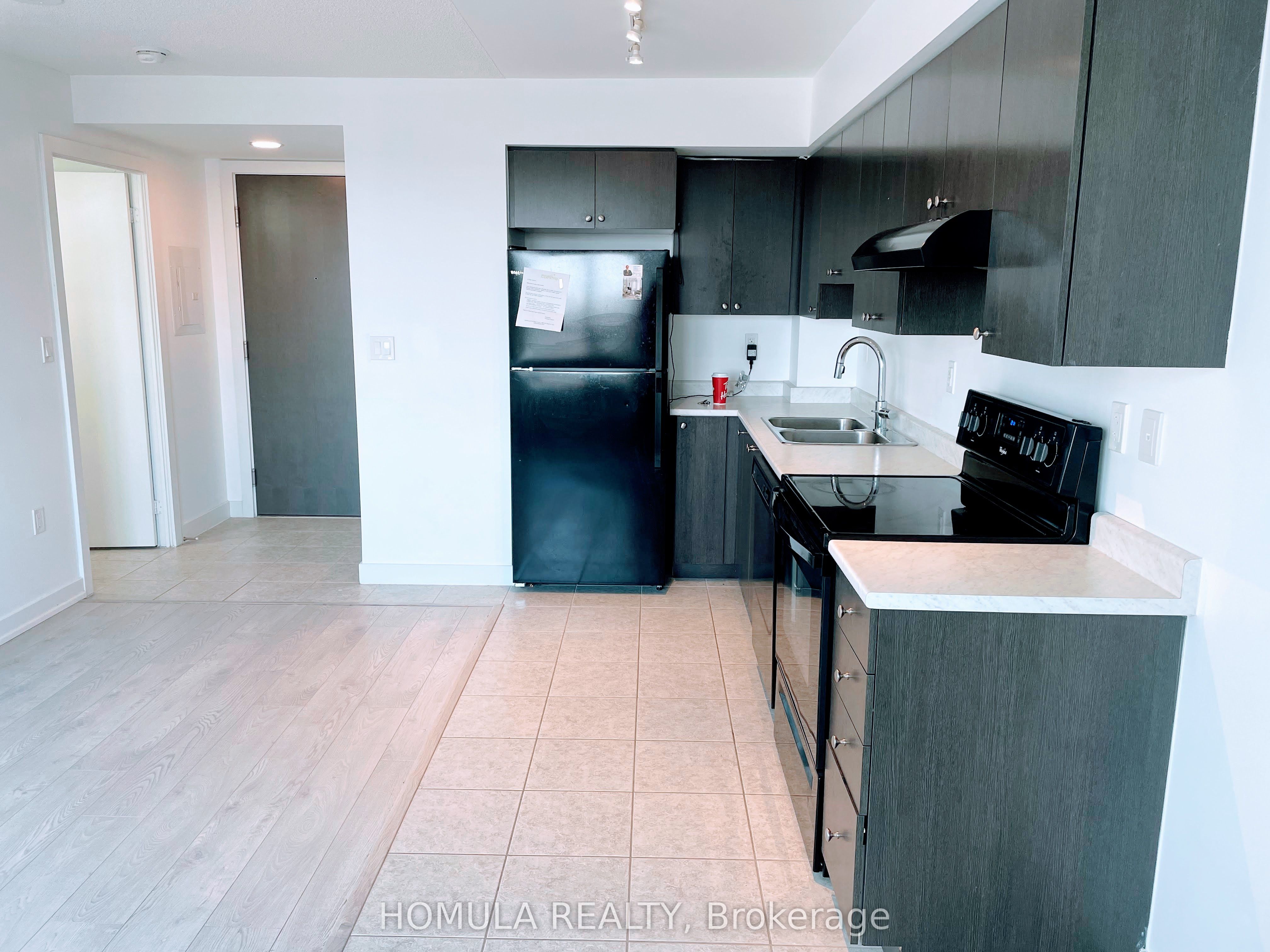 1346 Danforth Road 1113, Toronto, ON M1J 0A9 photo 5