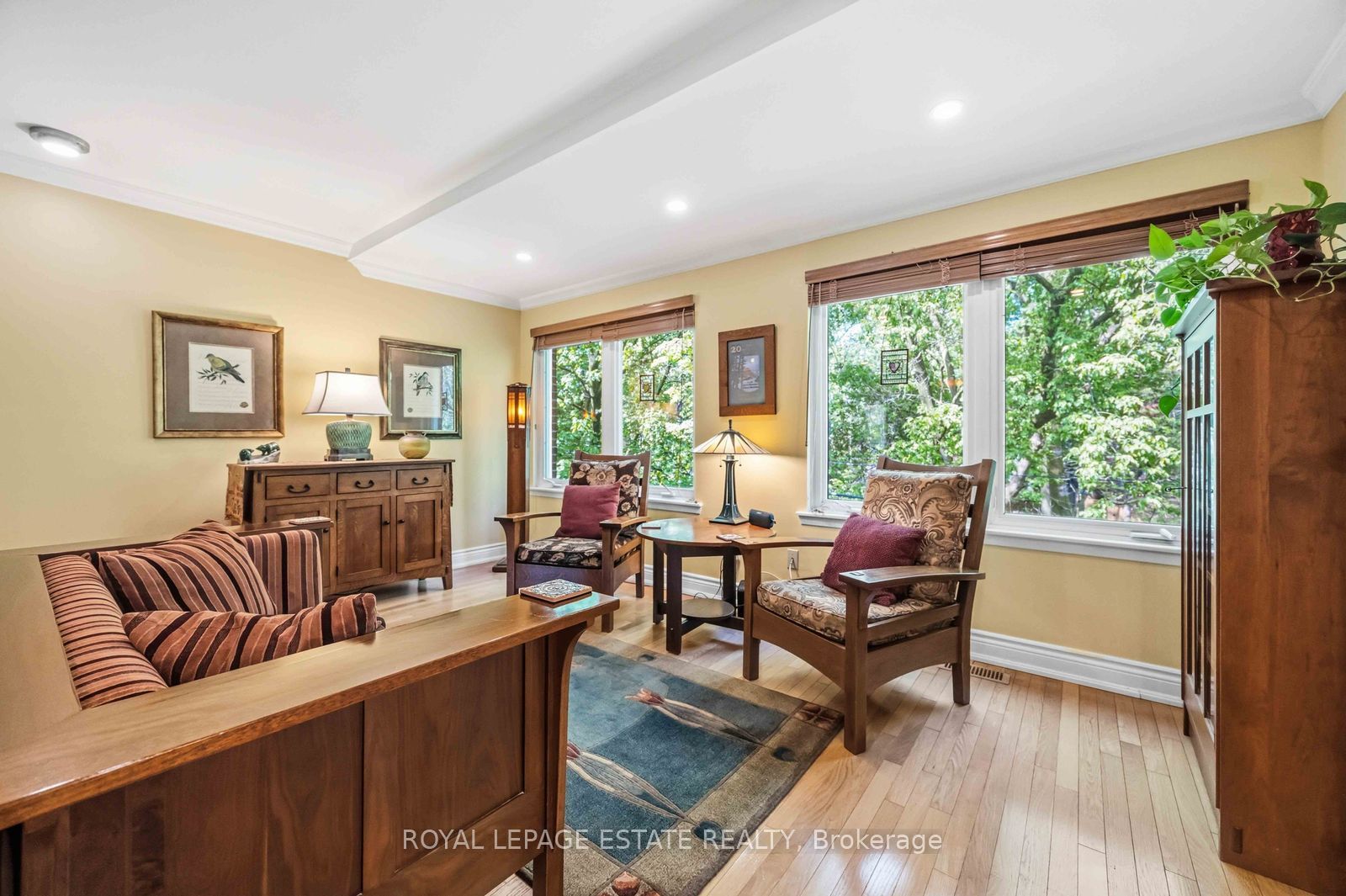 90 Edgewood Avenue 123, Toronto, ON M4L 3H1 photo 3