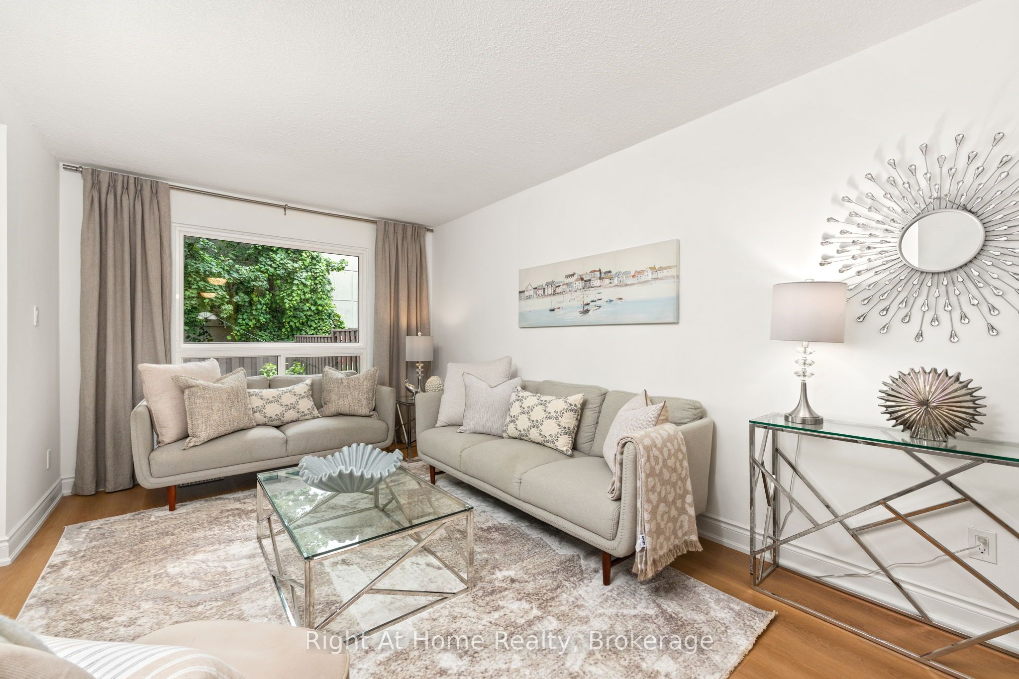 1330 Trowbridge Drive 37, Oshawa, ON L1G 7L1 photo 3