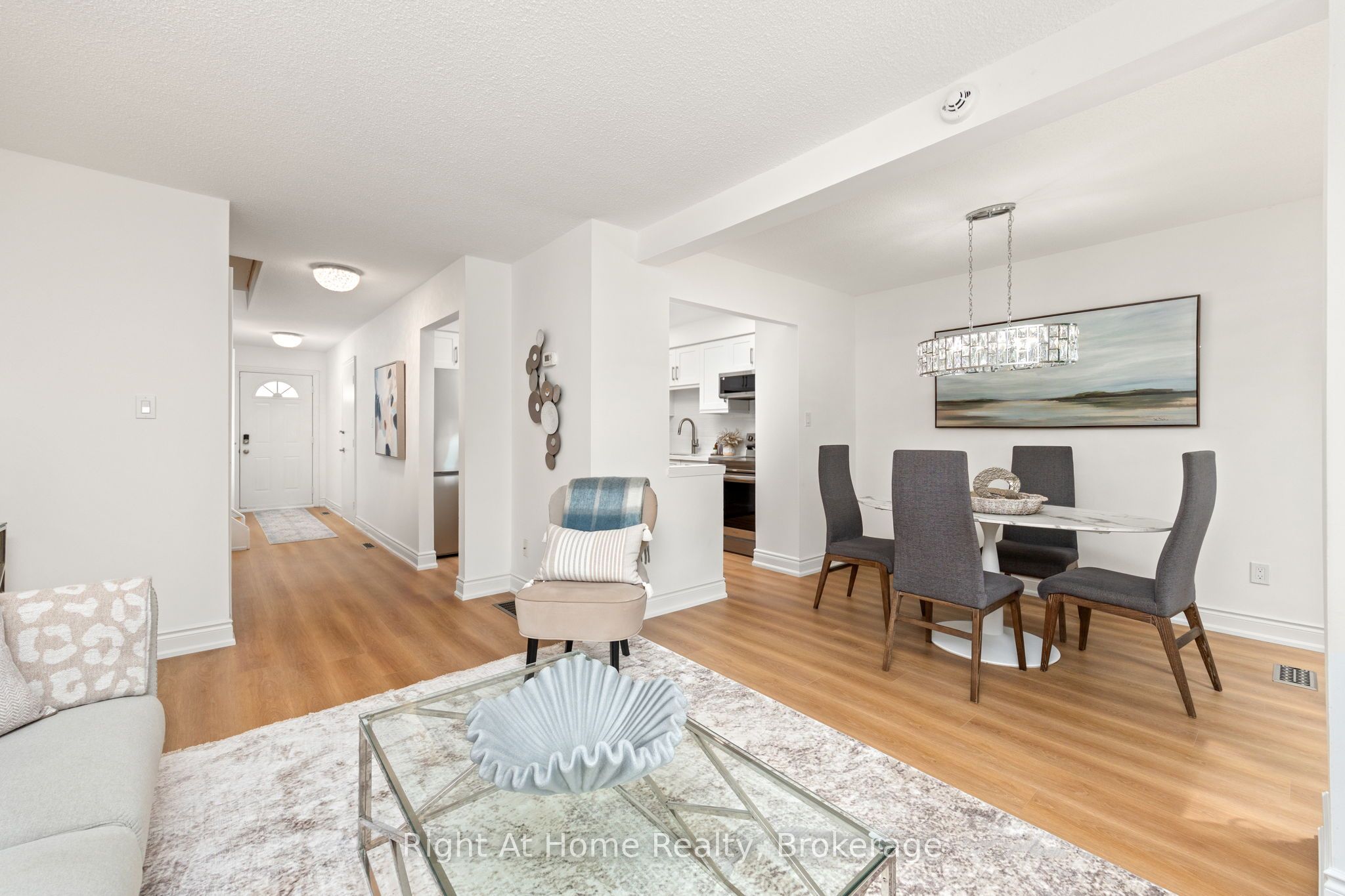 1330 Trowbridge Drive 37, Oshawa, ON L1G 7L1 photo 5