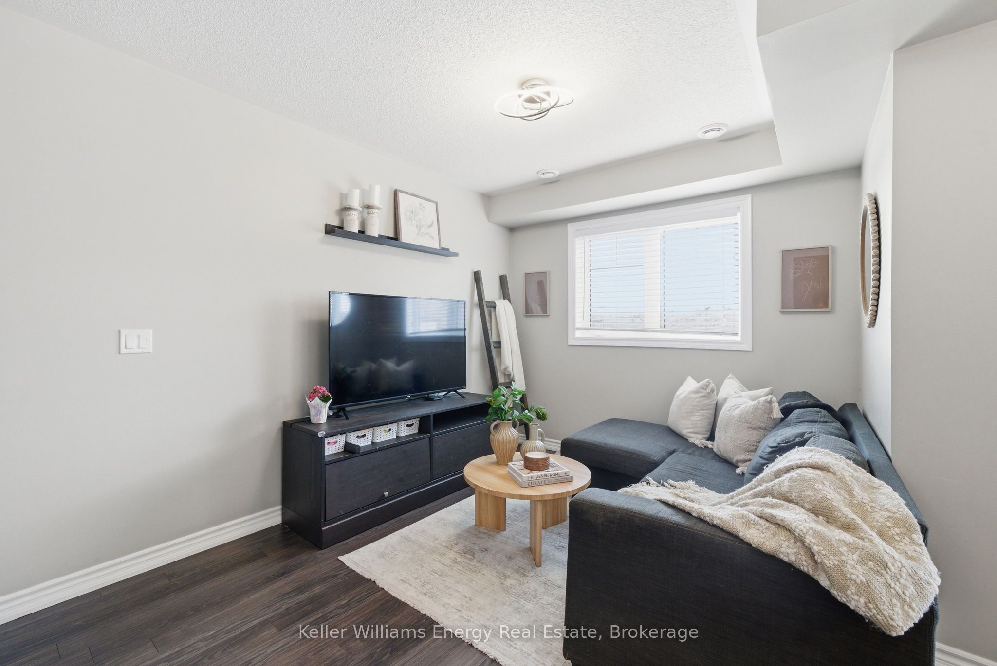 98 Tabaret Crescent, Oshawa, ON L1L 0G5 photo 5