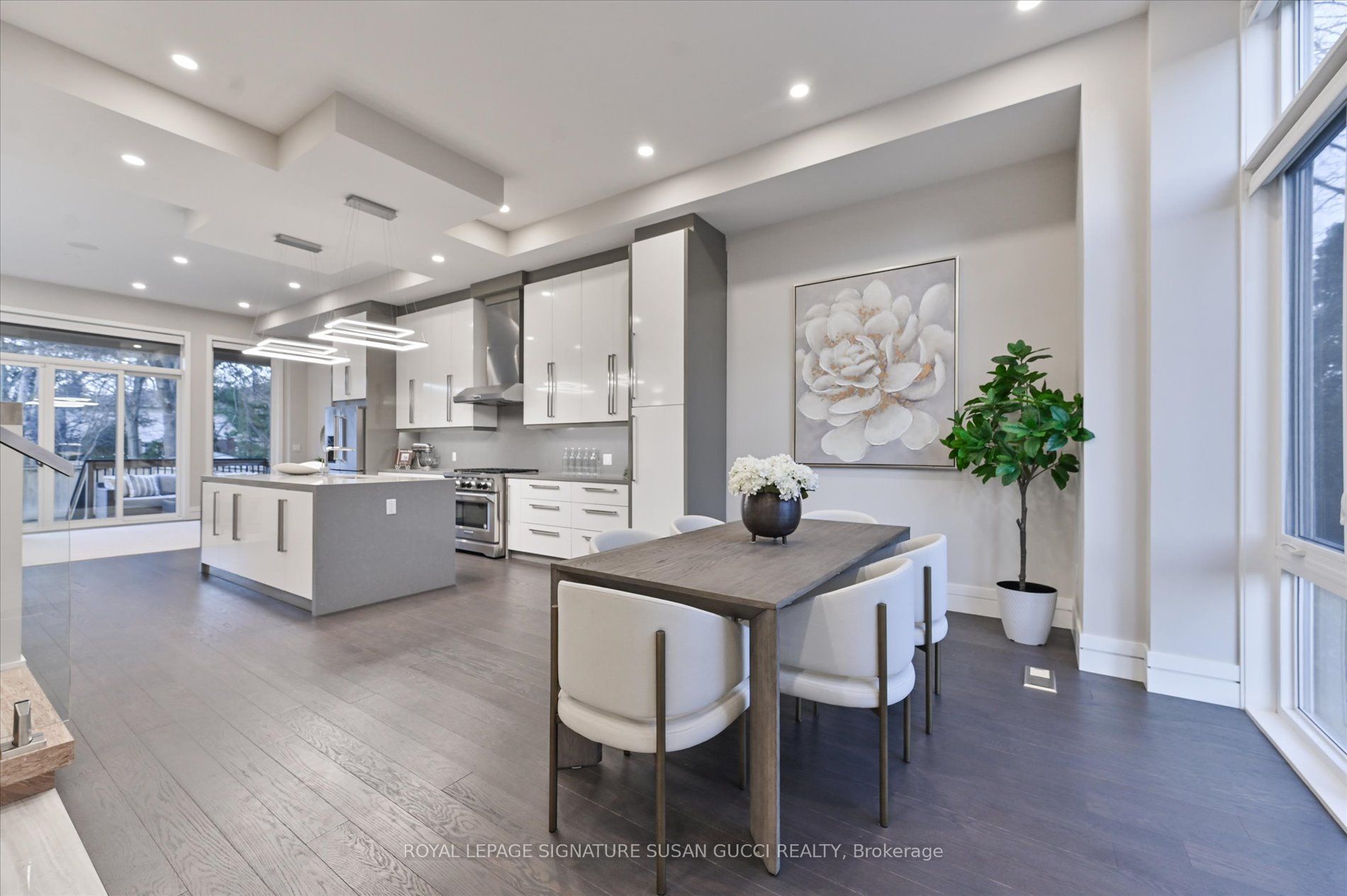 18 Ferris Road, Toronto, ON M4B 1G1 photo 4