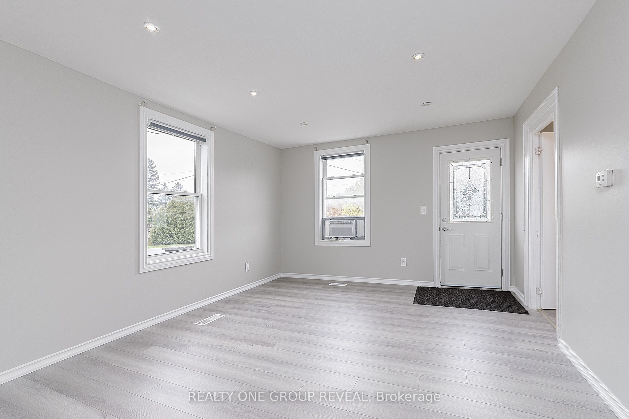 1524 Nash Road, Clarington, ON L1E 2K8 photo 4