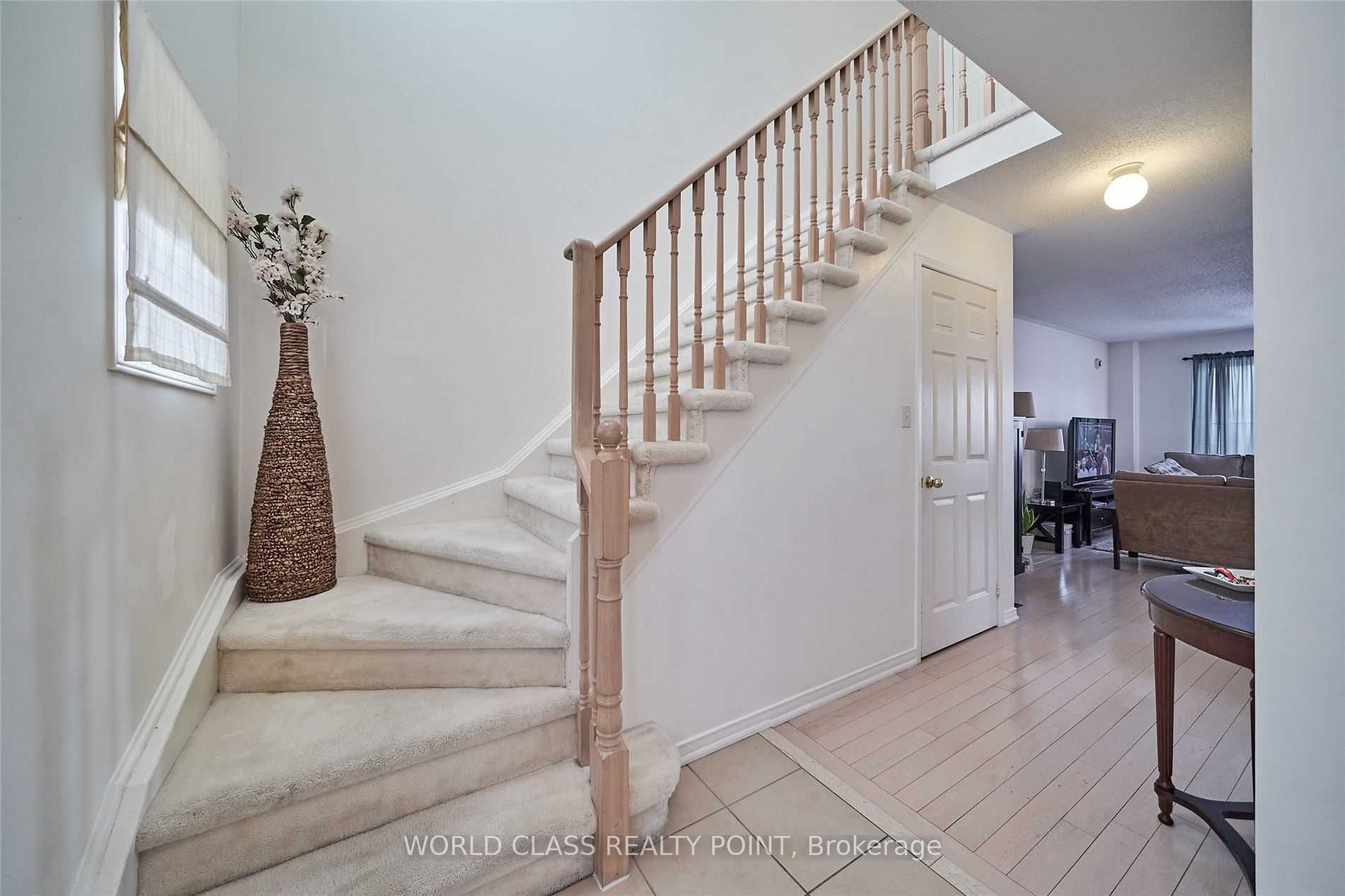 38 Tansley Crescent, Ajax, ON L1Z 1Y5 photo 4