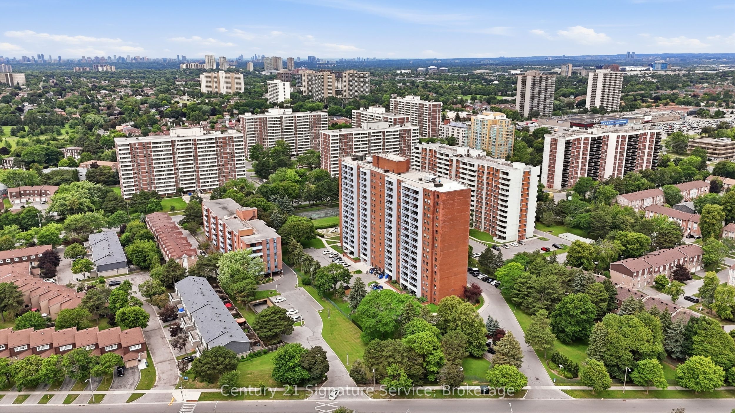 1250 Bridletowne Circle 610, Toronto, ON M1W 2V1