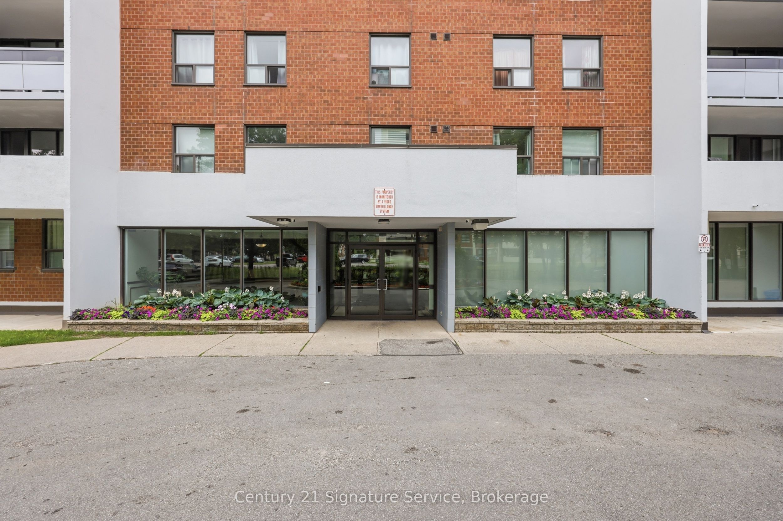 1250 Bridletowne Circle 610, Toronto, ON M1W 2V1 photo 4