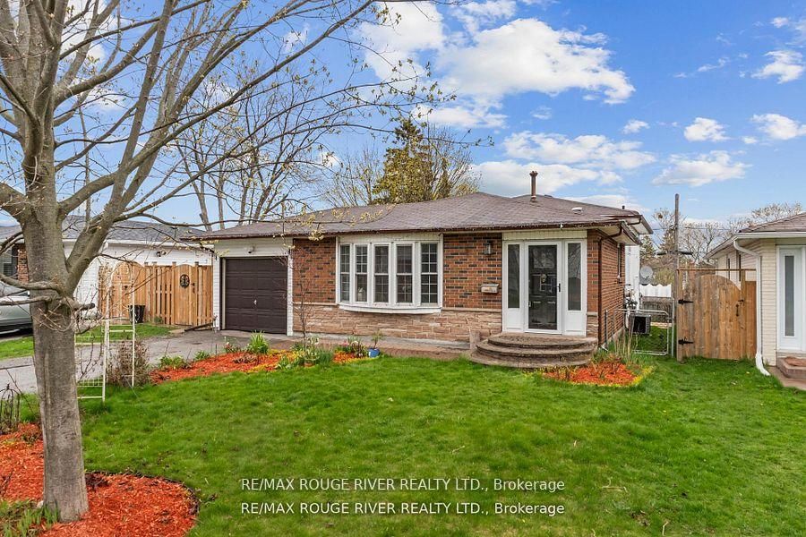 27 Archer Drive, Ajax, ON L1S 2Z3 photo 2