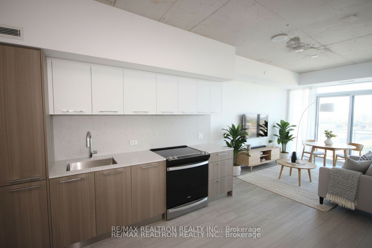 45 Baseball Place 1307, Toronto, ON M4M 0H1