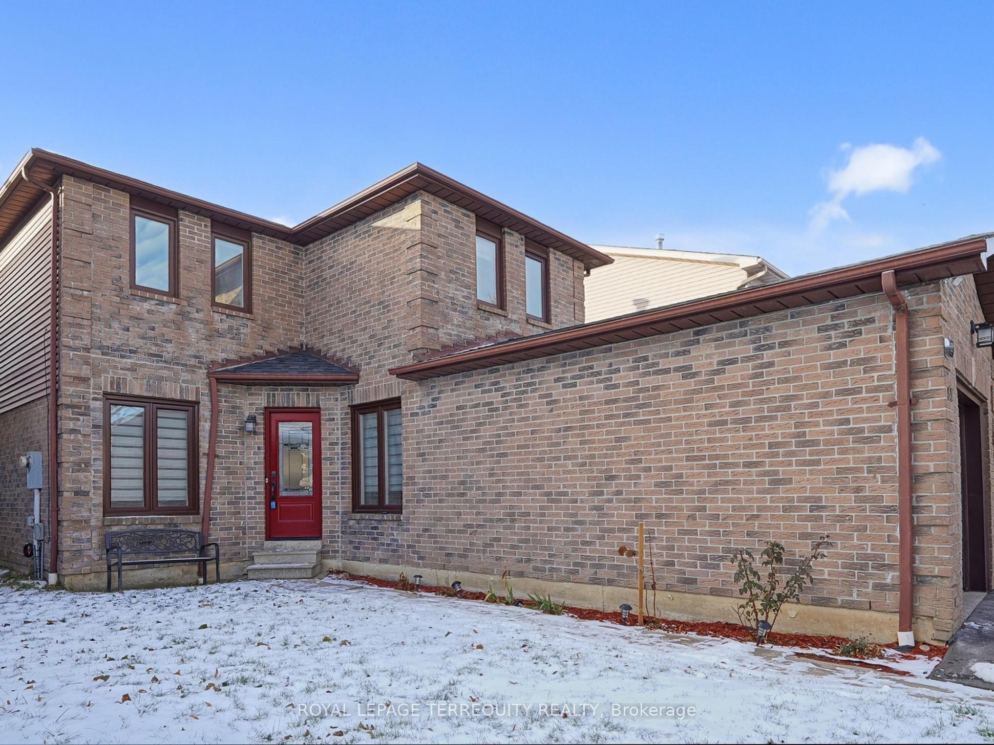 52 Dobson Drive, Ajax, ON L1S 5E9 photo 2