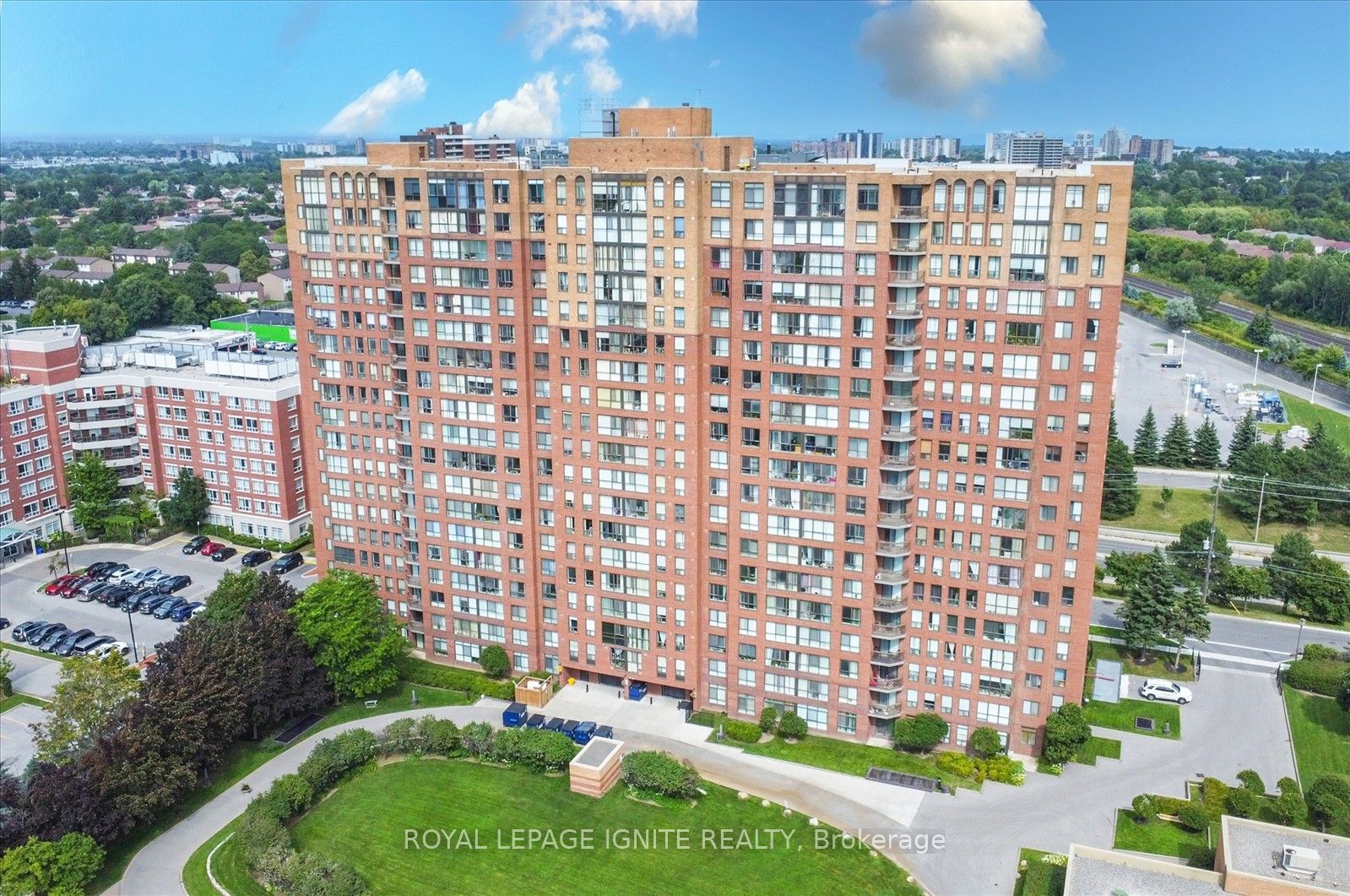 330 McCowan Road PH 1914, Toronto, ON M1J 3N3 photo 2